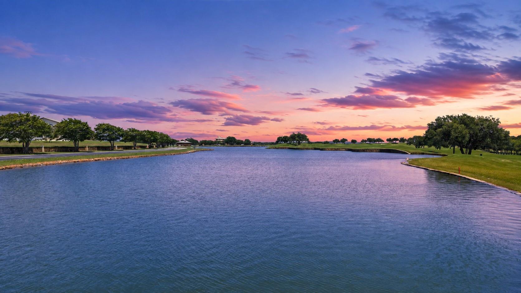 25801 Cliff CV, Spicewood, TX 78669