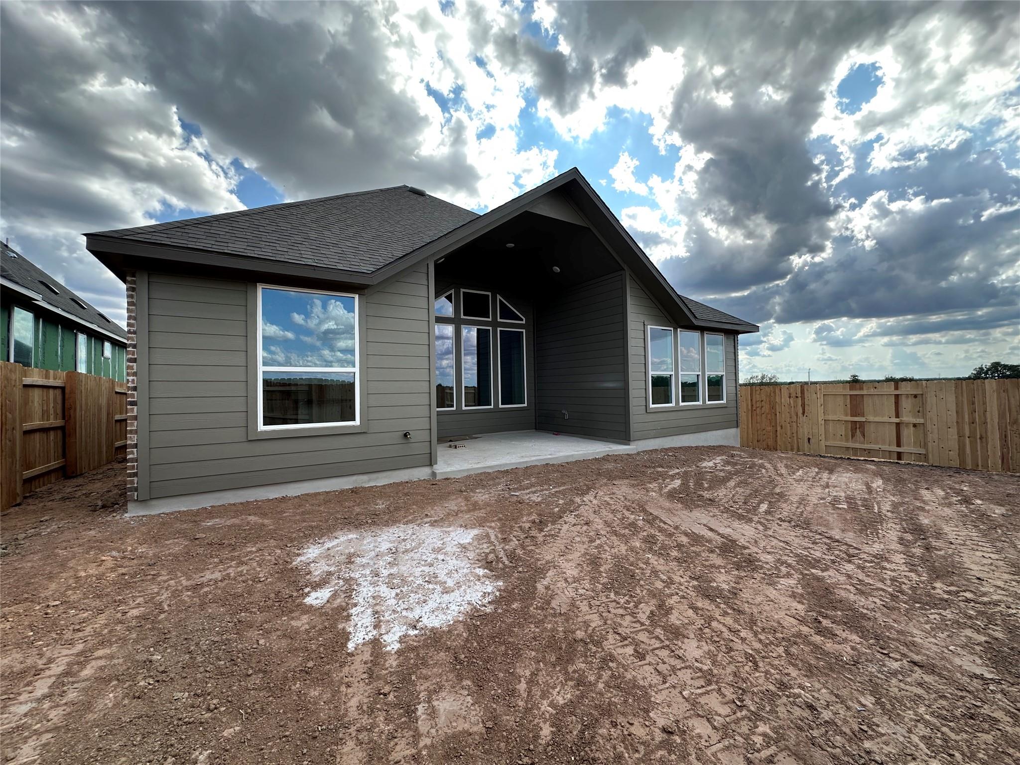 17616 Rolling DR, Manor, TX 78653