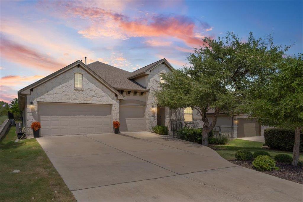 749 Jacksdaw DR, Austin, TX 78737