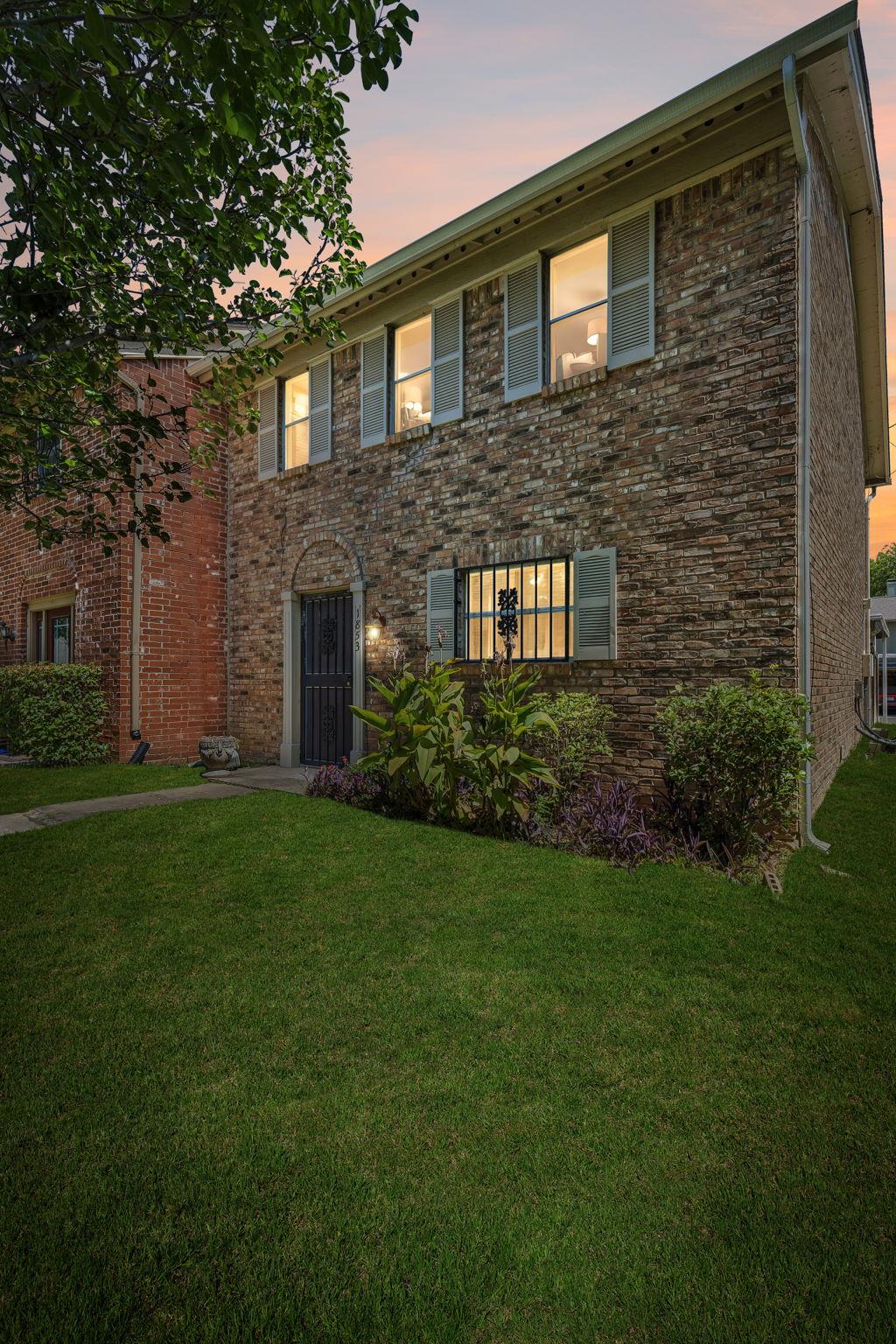 1853 Coronado Hills DR, Austin, TX 78752