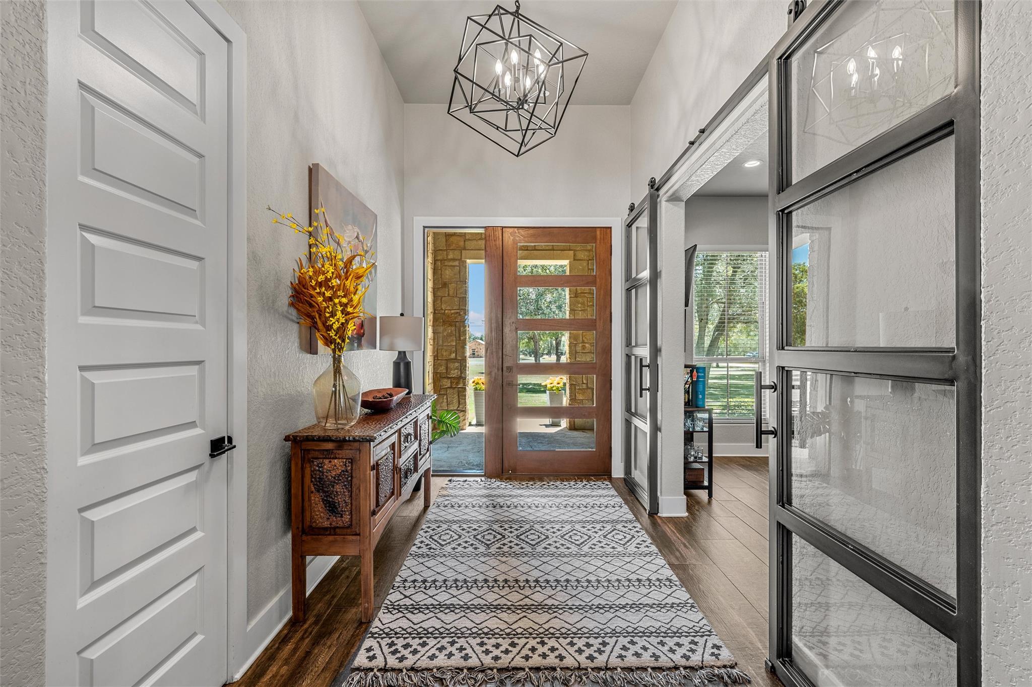 1614 Cheyenne Ps, Salado, TX 76571