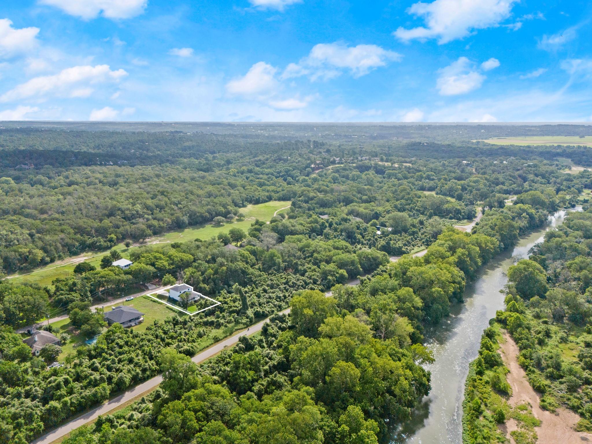 147 Kahana LN, Bastrop, TX 78602