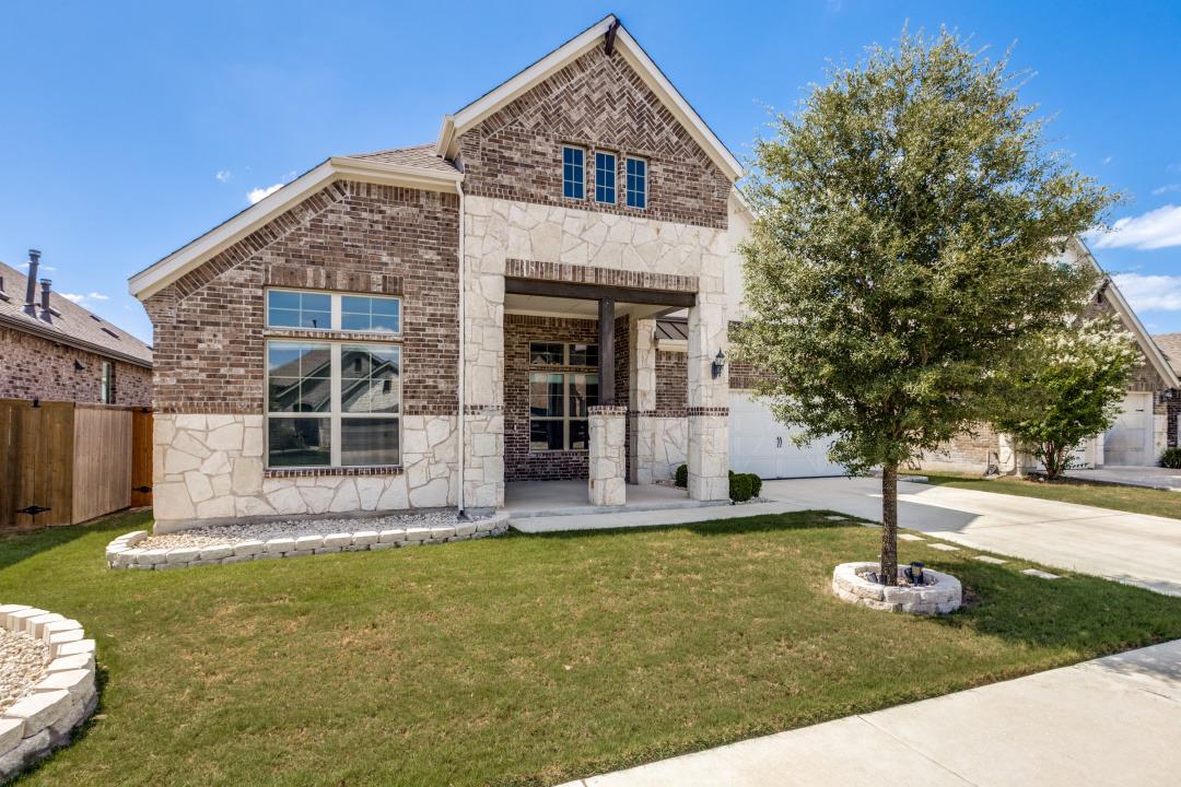 727 Spinnaker Loop, Kyle, TX 78640