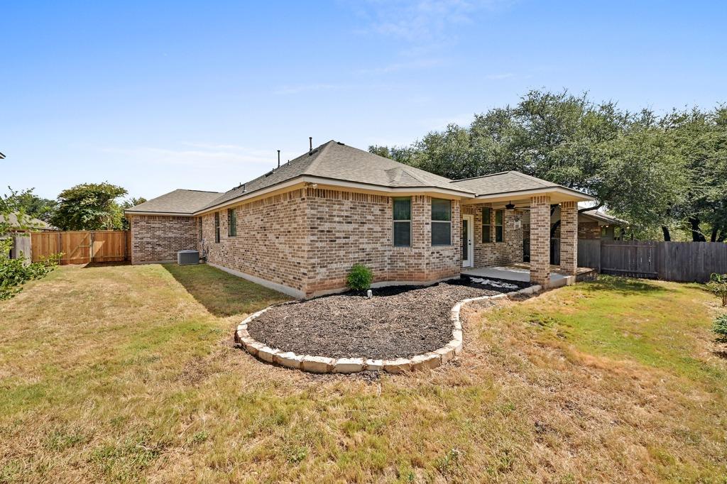 2208 Lookout Range DR, Leander, TX 78641
