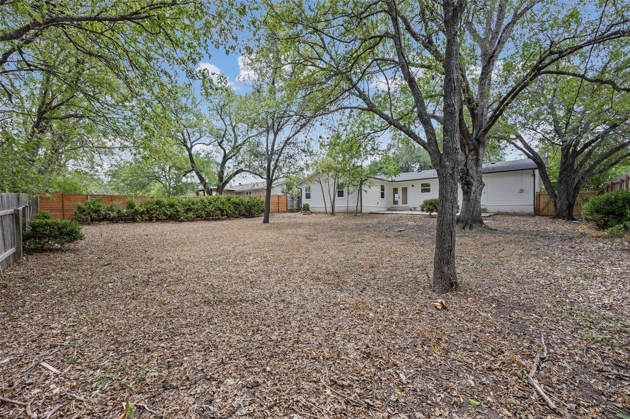 6807 Roanoke DR, Austin, TX 78723