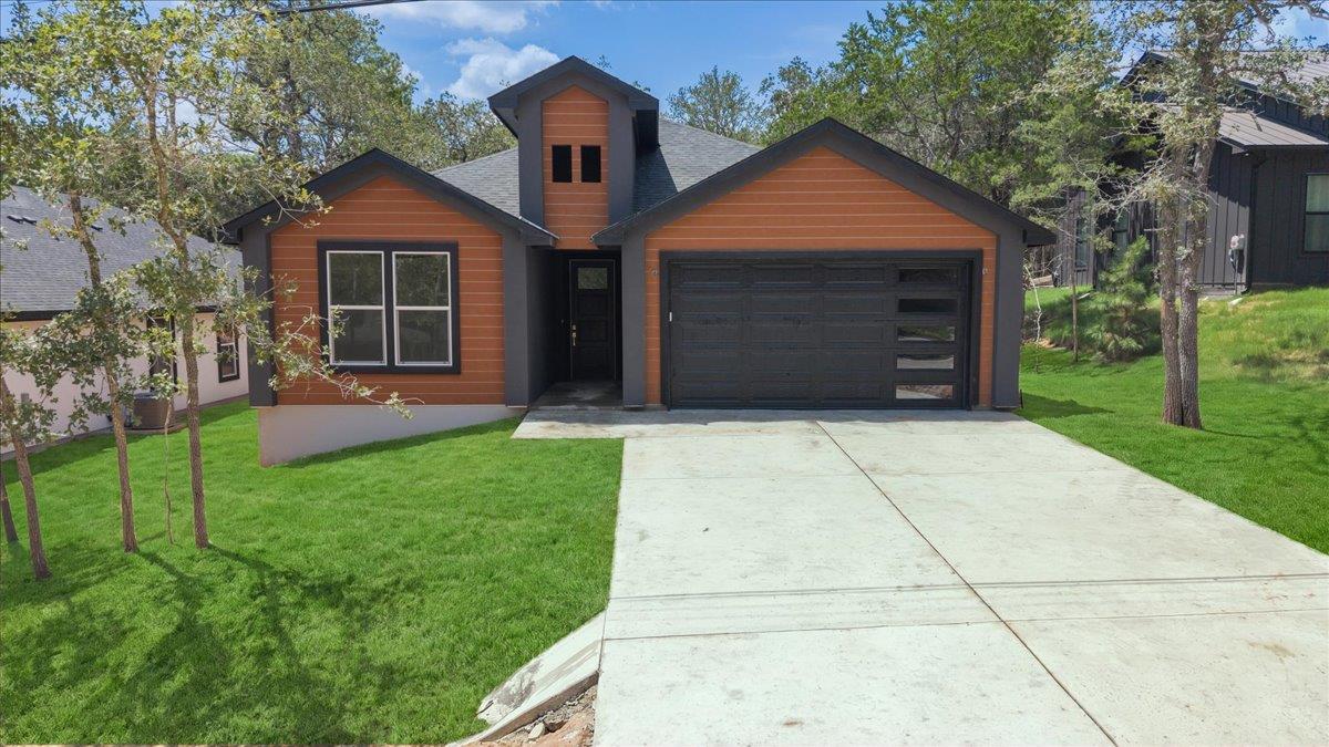 116 N Pohakea DR, Bastrop, TX 78602