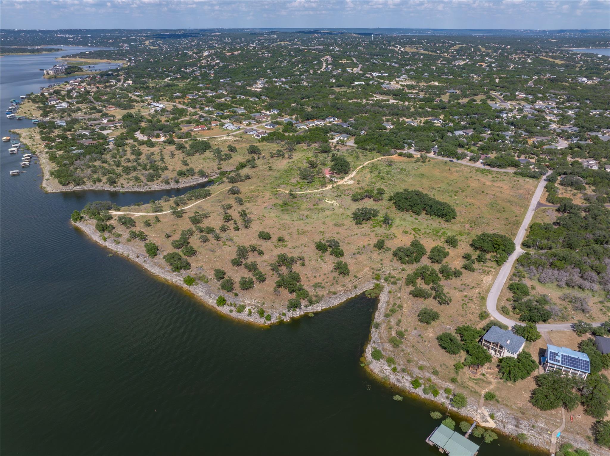 1900 Patriot DR, Lago Vista, TX 78645