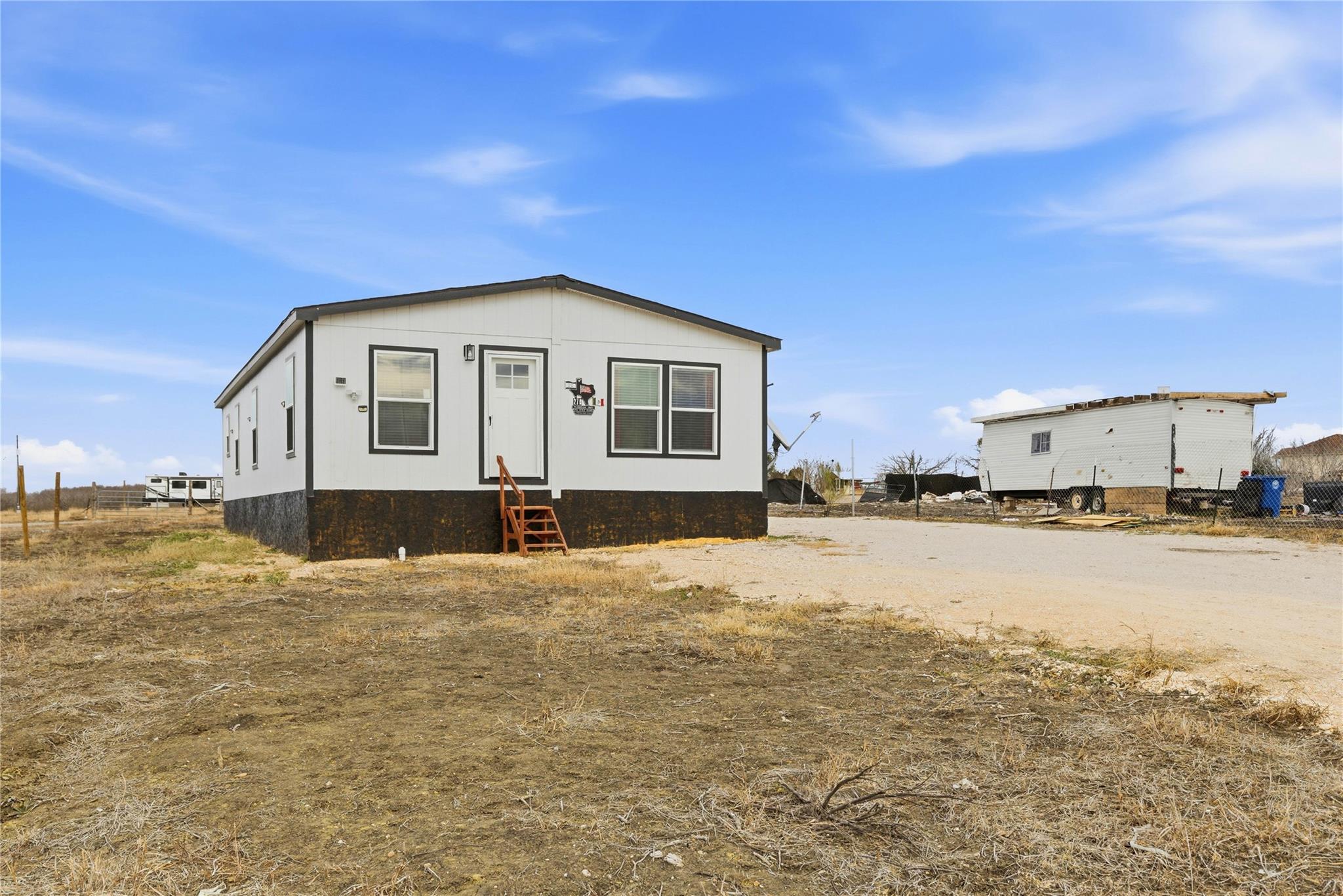 279 Pajarilla Ps, Del Valle, TX 78617