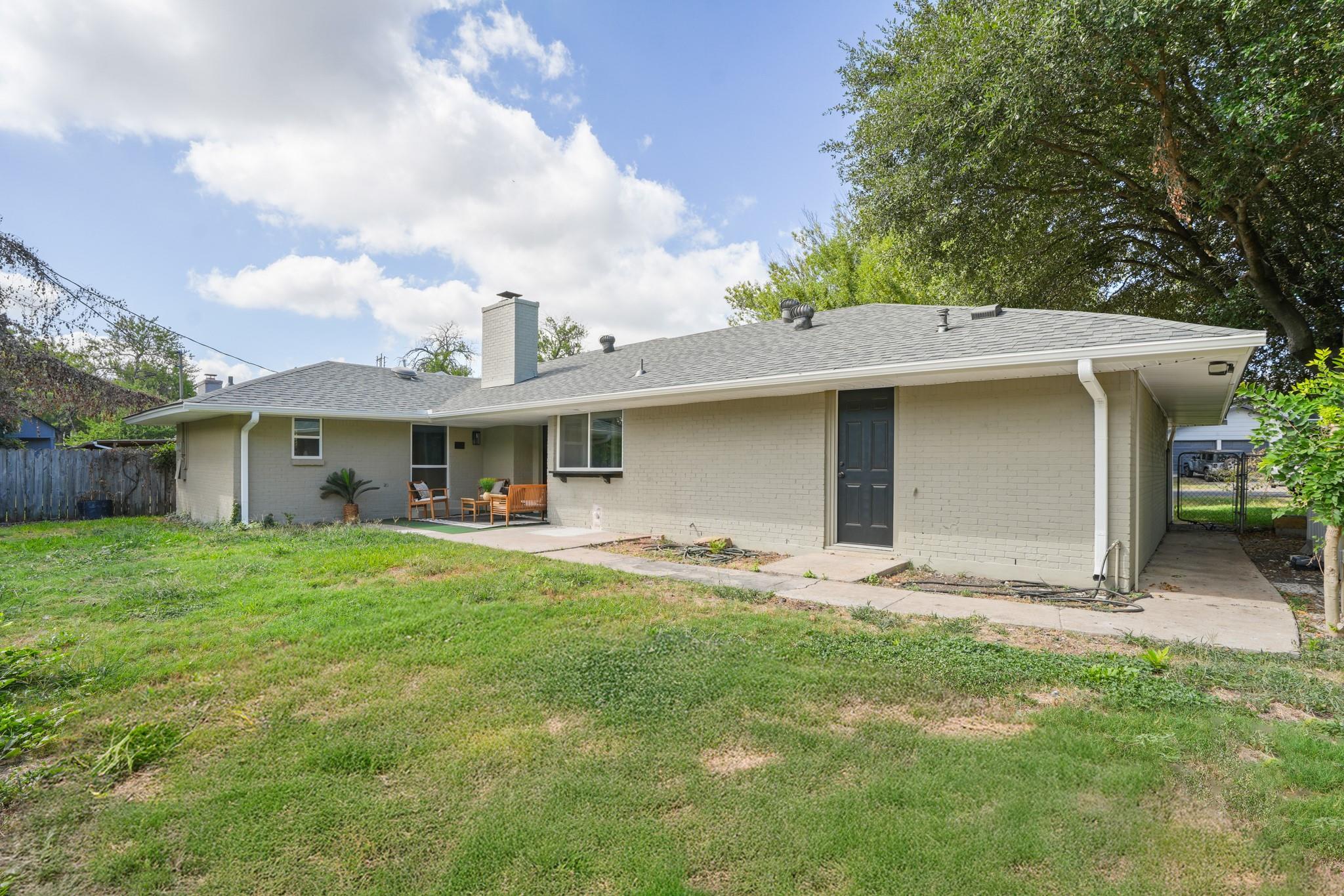 1102 Inland GRN, Austin, TX 78758
