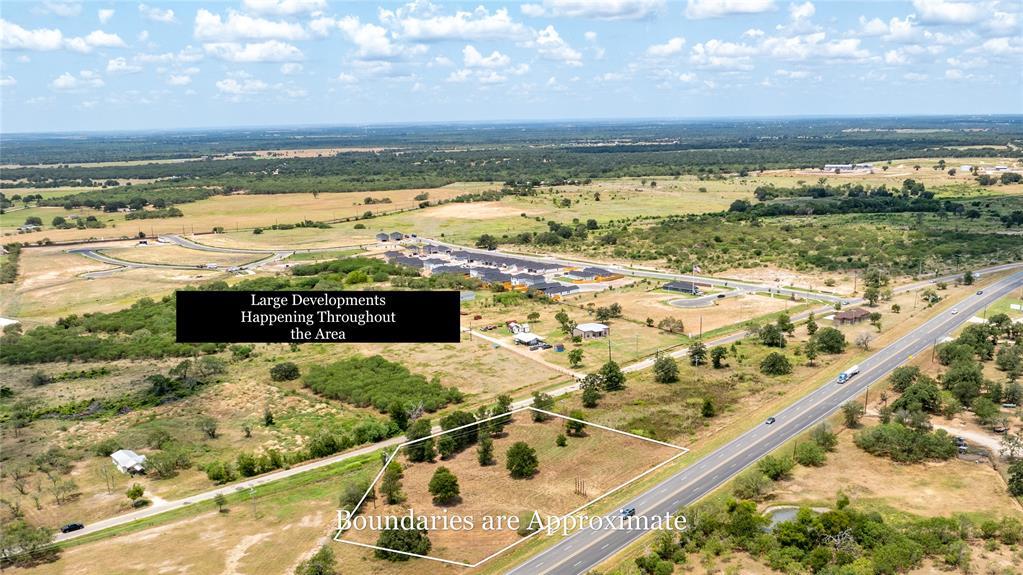 0000 N Magnolia Ave, Luling, TX 78648