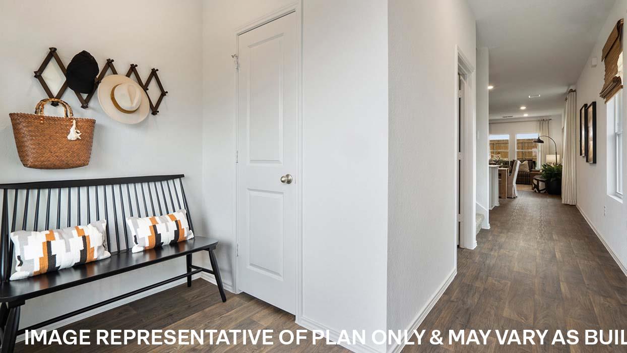 12116 Silverston Tree BND, Mustang Ridge, TX 78610