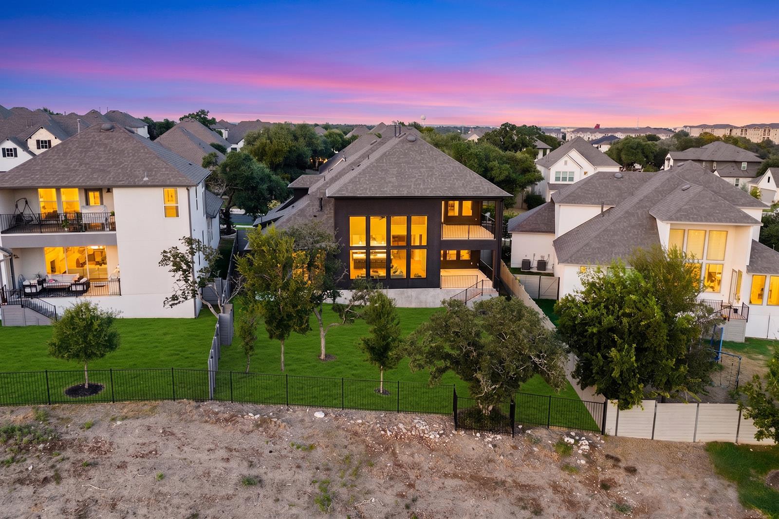 124 Silverwood TRL, Georgetown, TX 78628