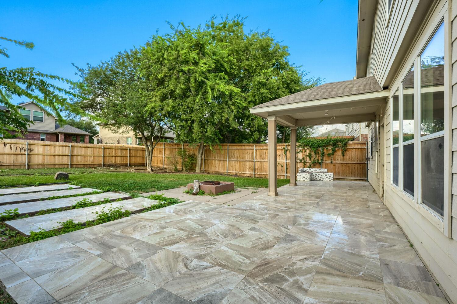 280 Middle CRK, Buda, TX 78610
