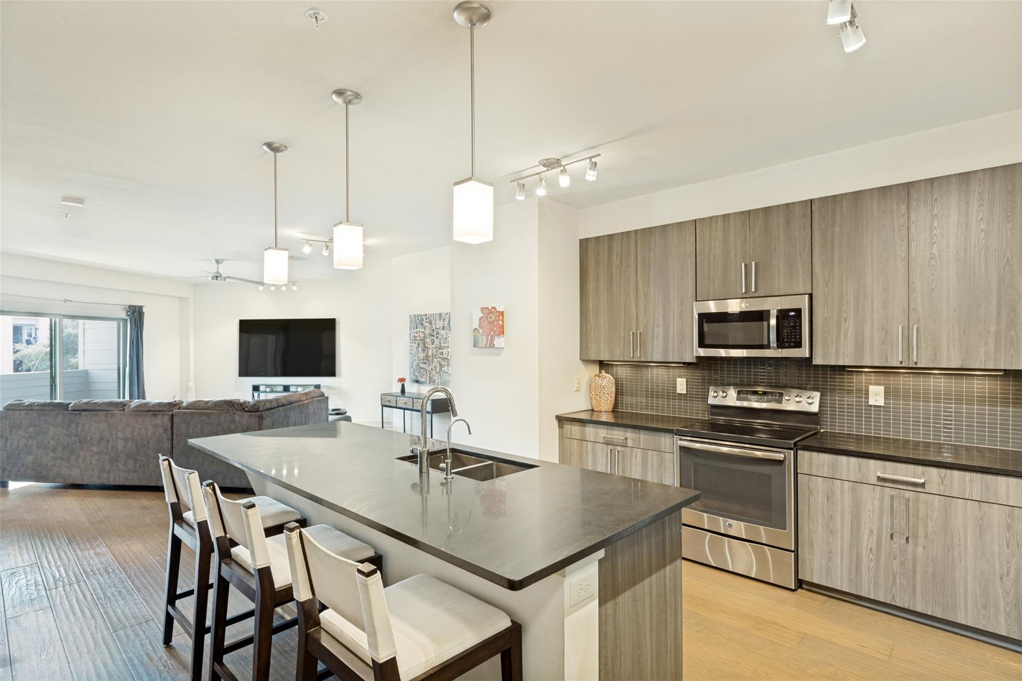 3600 S Lamar BLVD #210, Austin, TX 78704