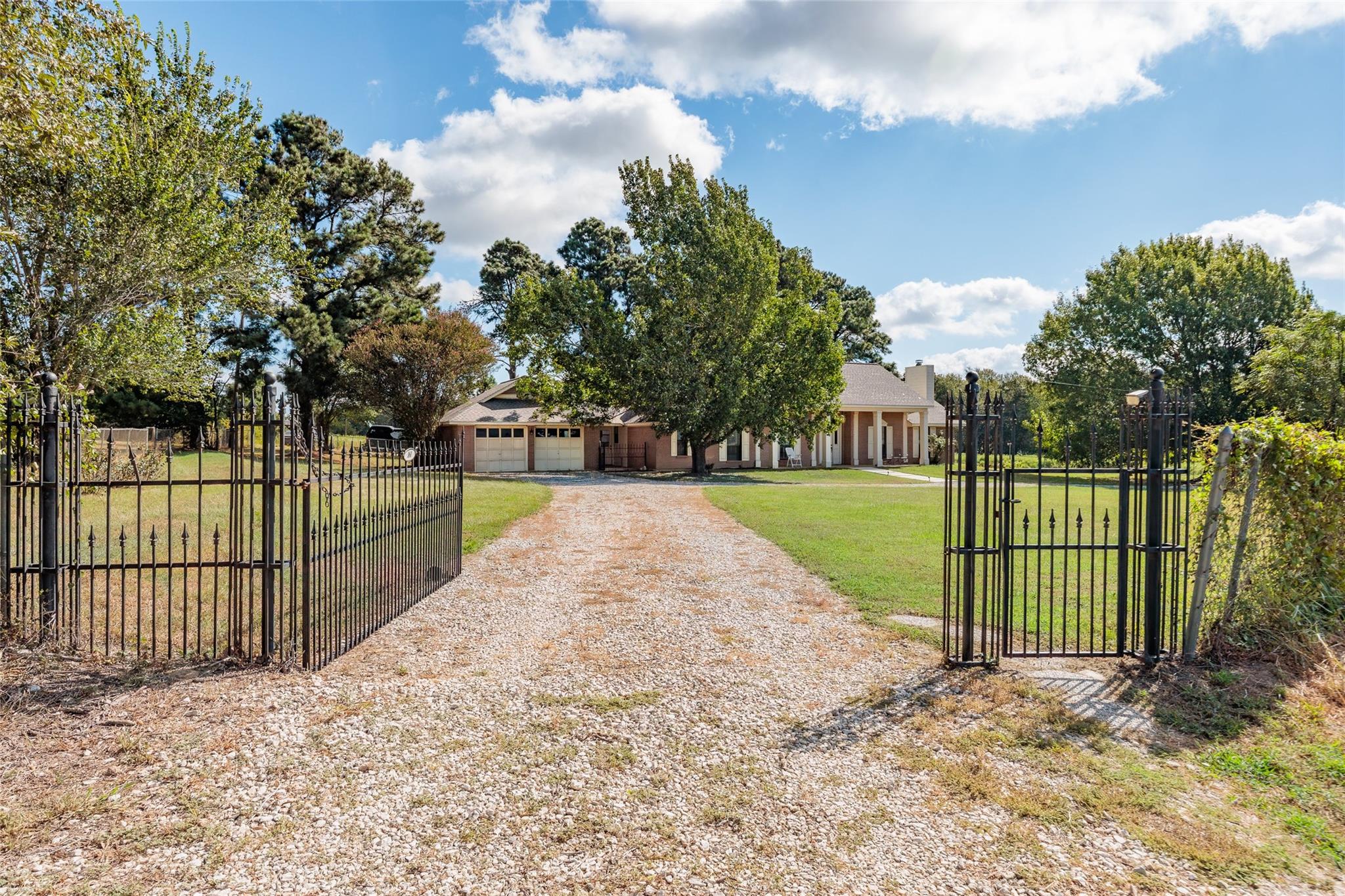 161 County Road 441, Thorndale, TX 76577
