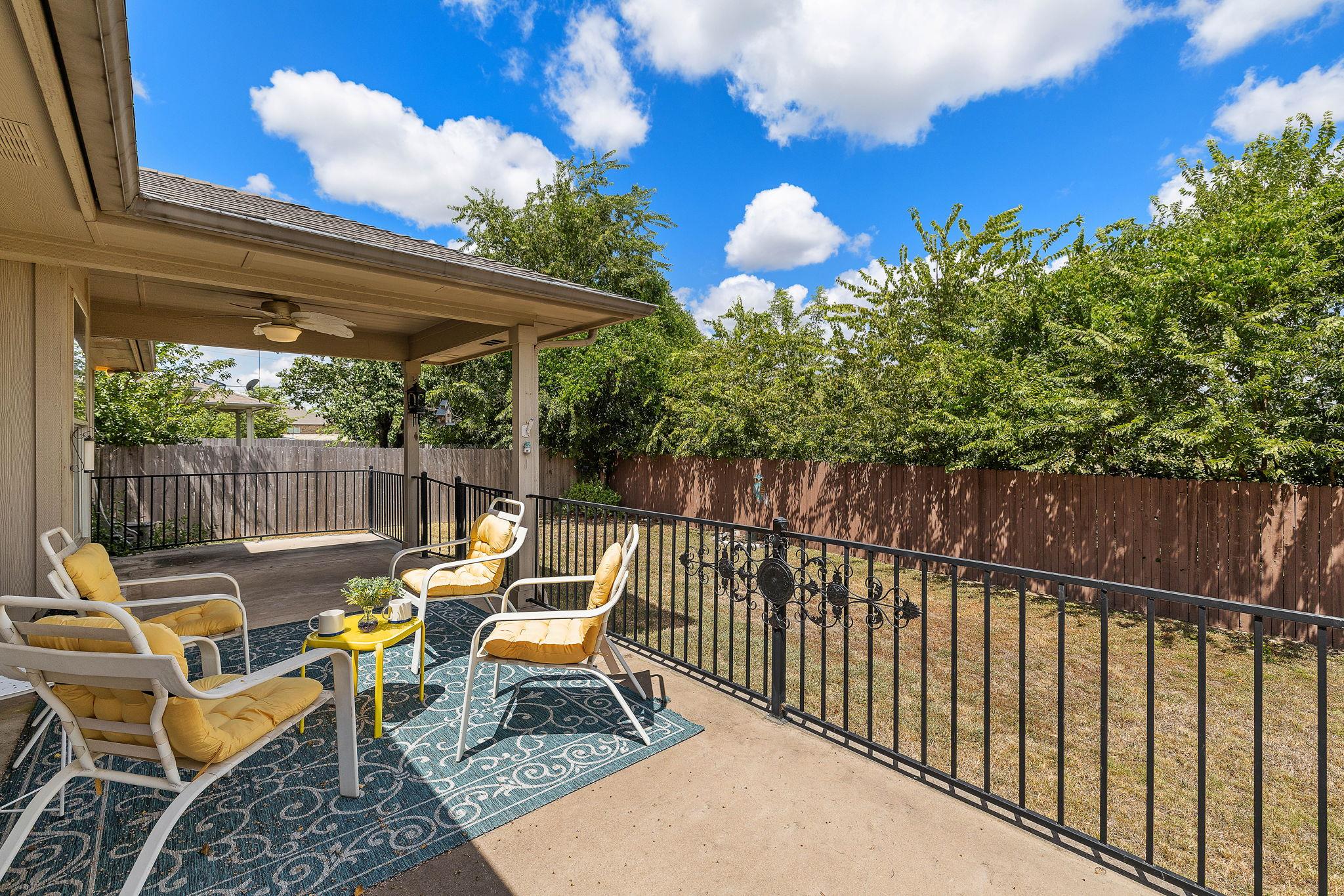 1105 South Brook DR, Leander, TX 78641