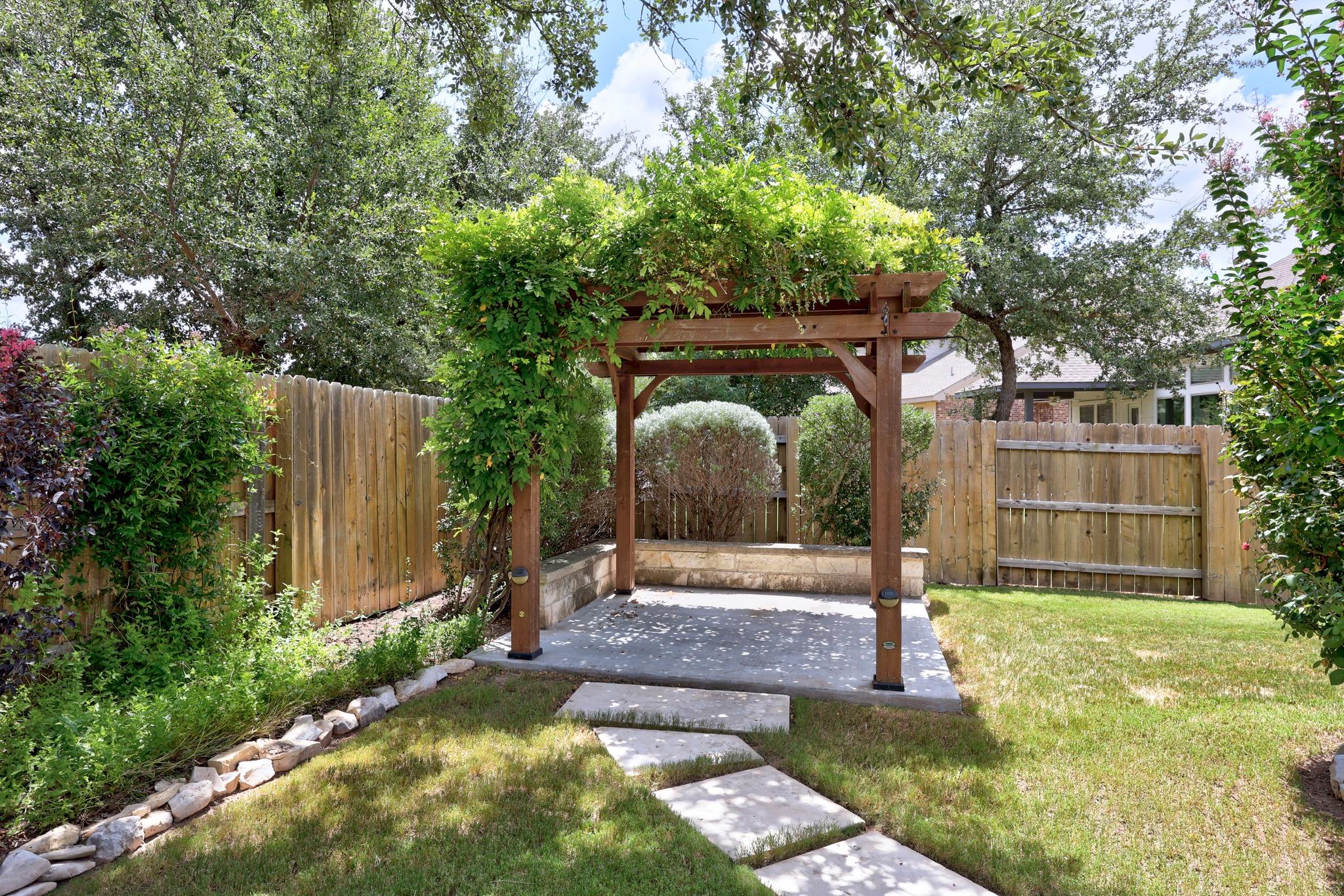 712 Whitetail DR, Round Rock, TX 78681