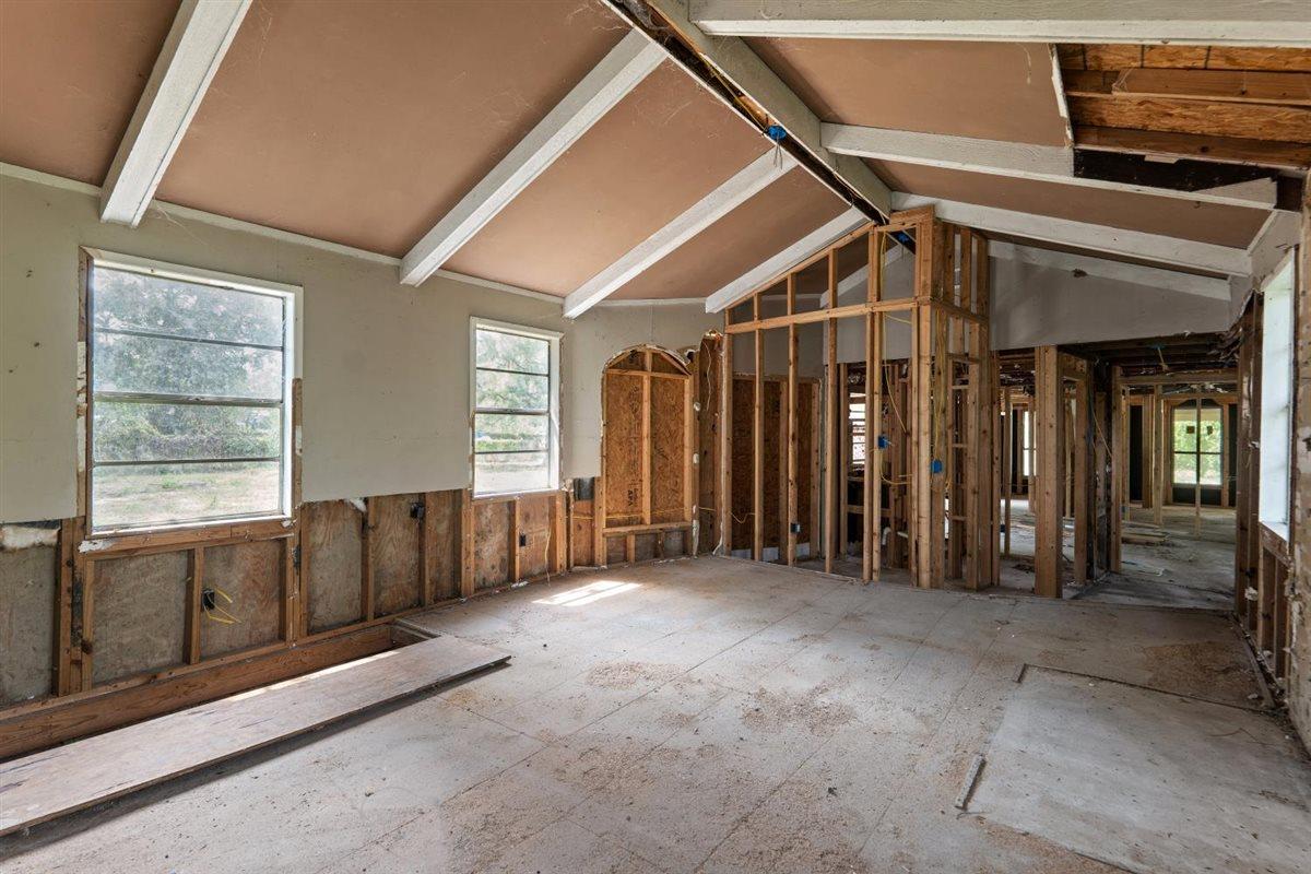 120 Faldyn ST, Bastrop, TX 78602