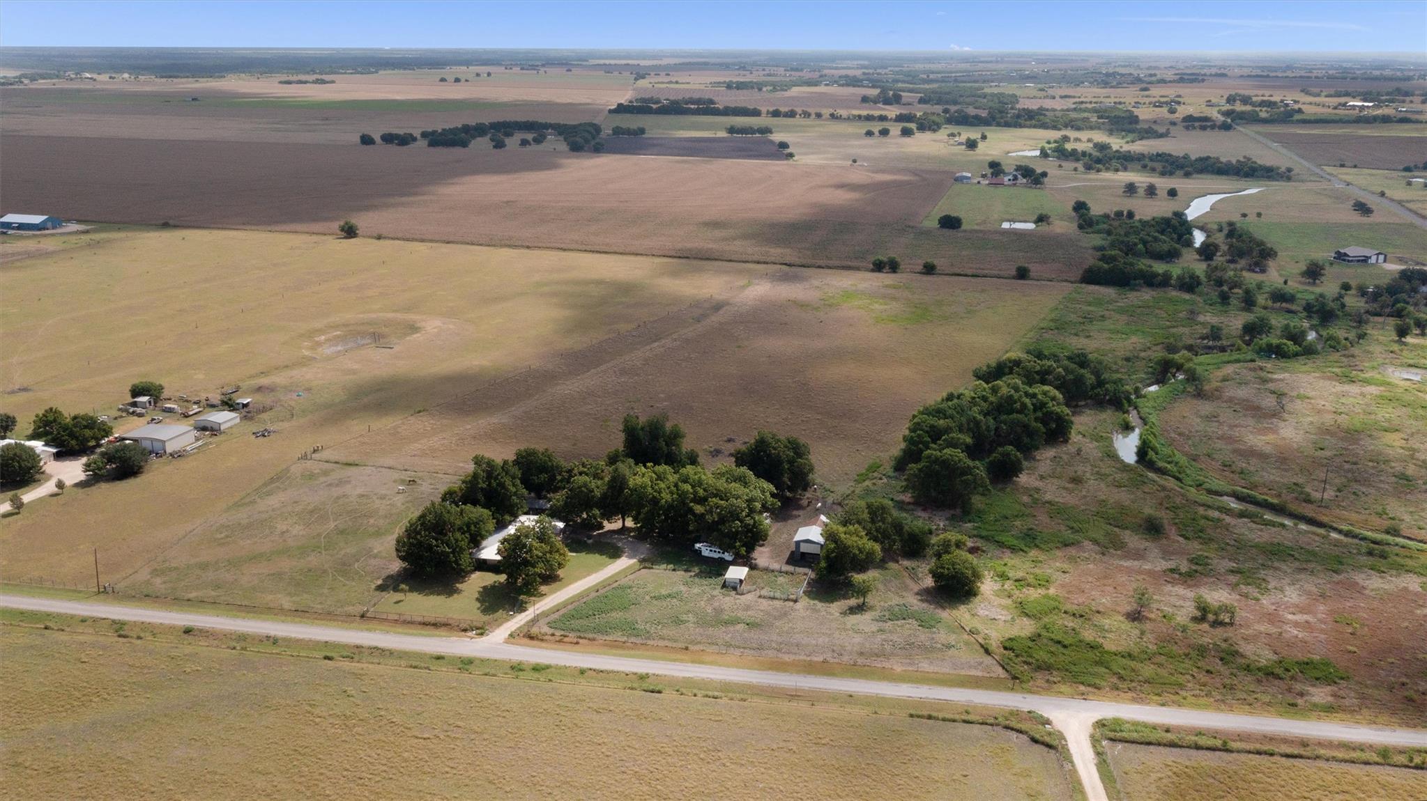 451 County Road 416, Taylor, TX 76574