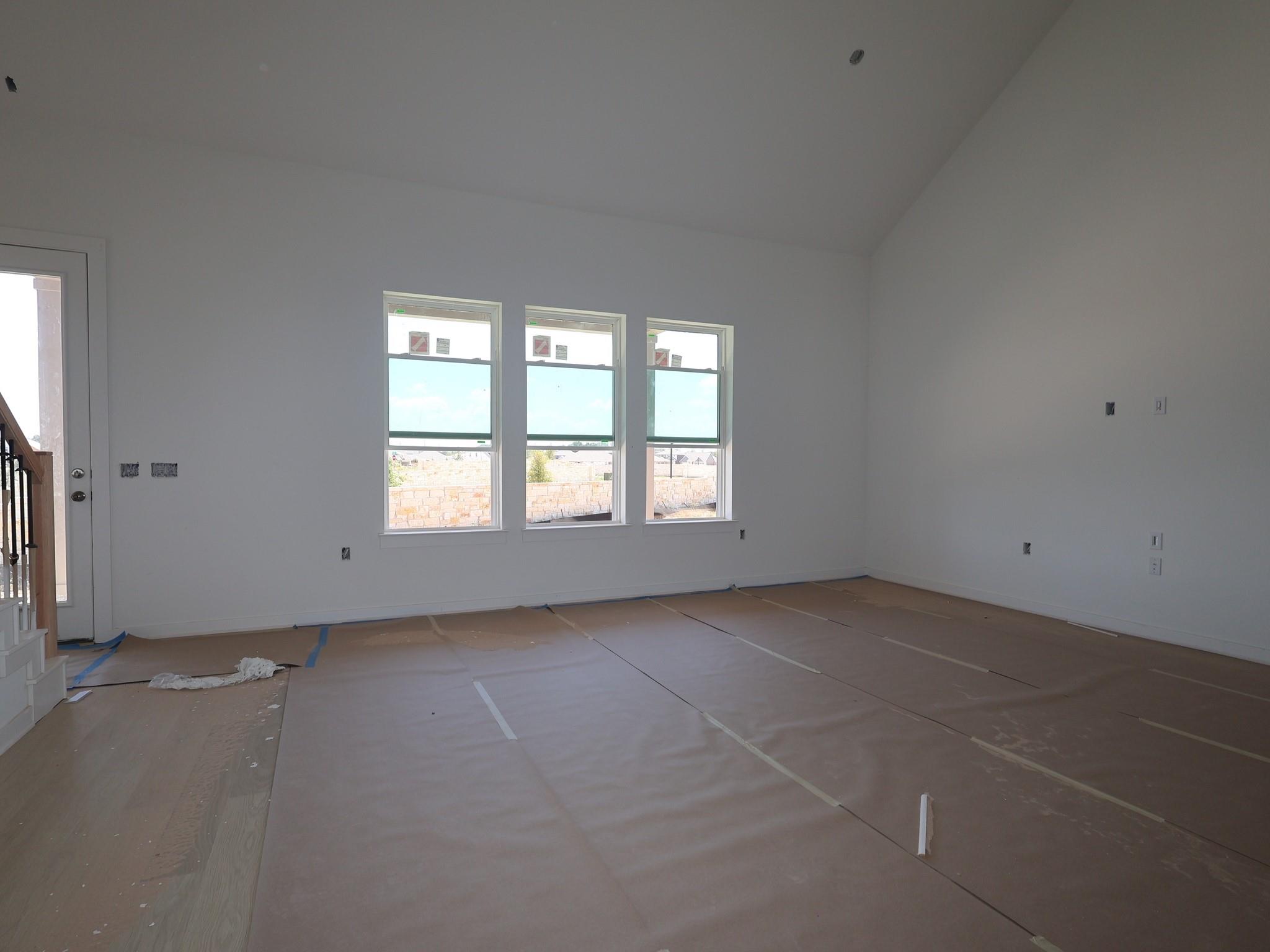 135 Pinky Varner CT, Buda, TX 78610