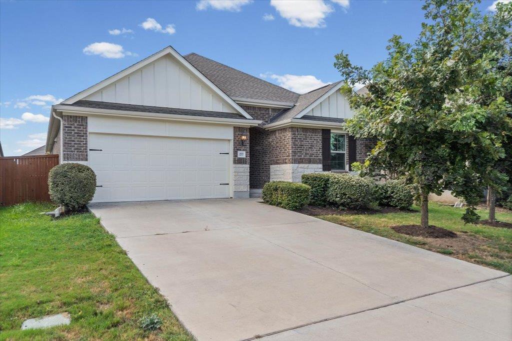 277 Spinnaker Loop, Kyle, TX 78640