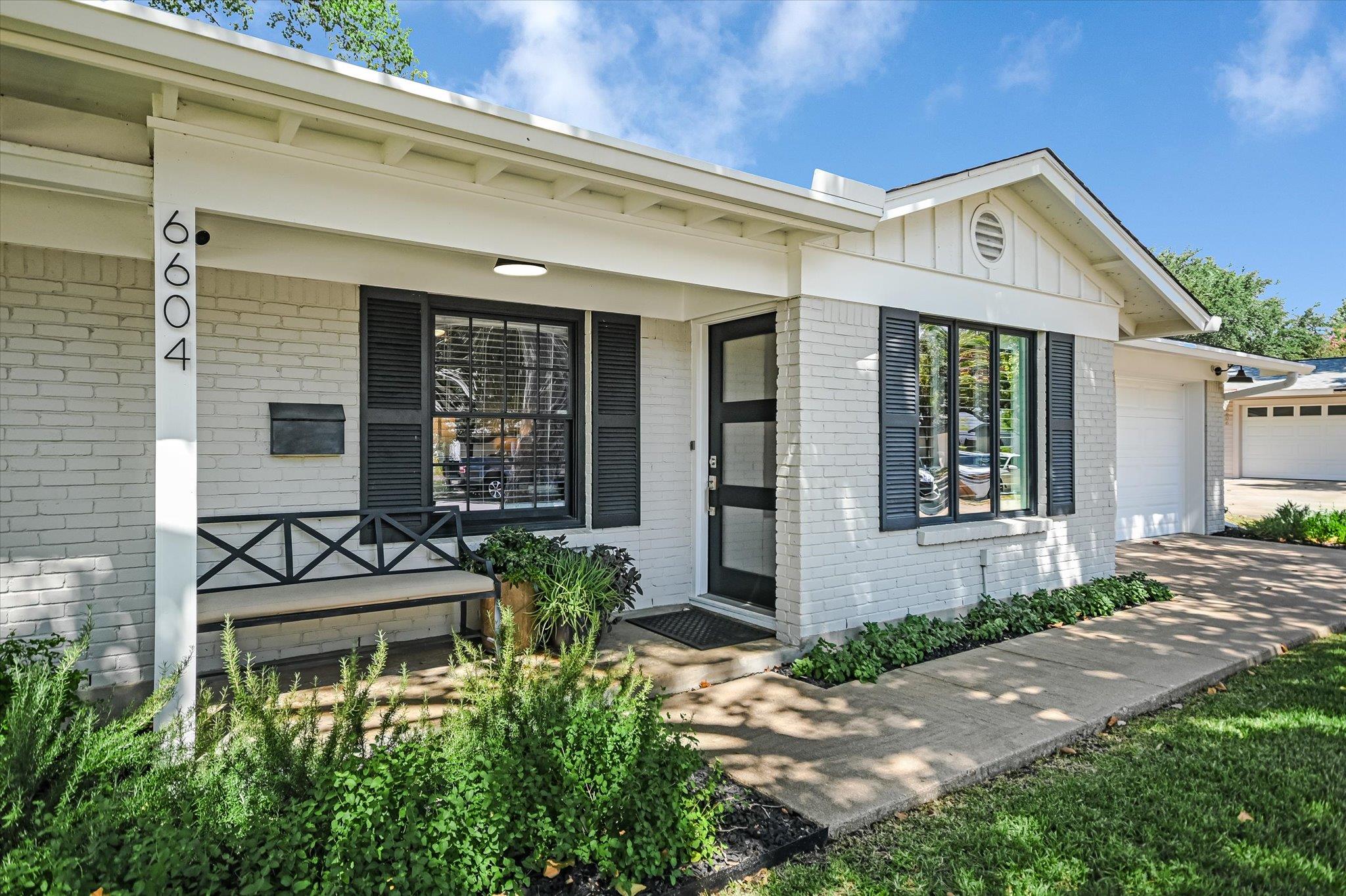6604 Argentia RD, Austin, TX 78757