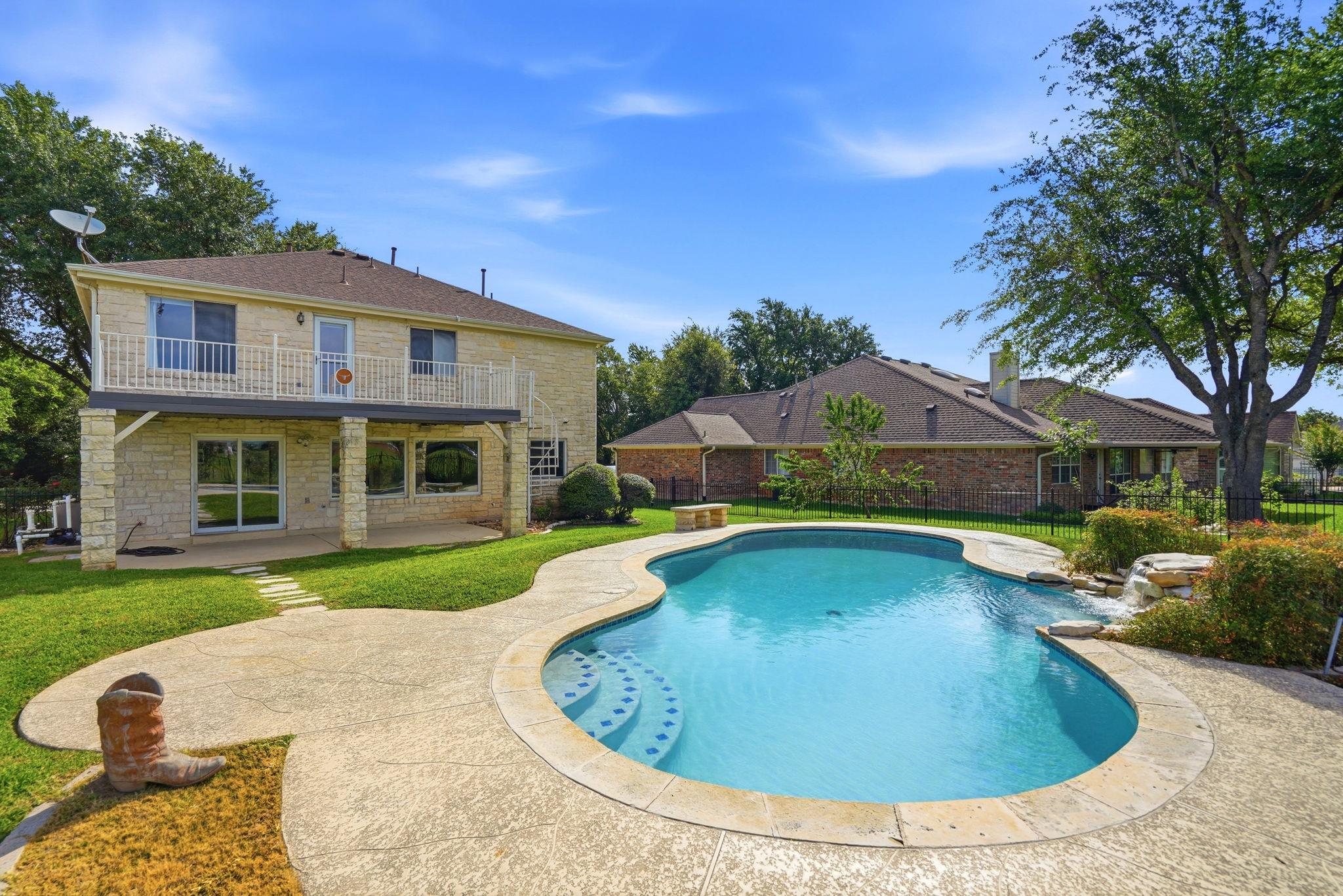 2801 Butler National DR, Pflugerville, TX 78660
