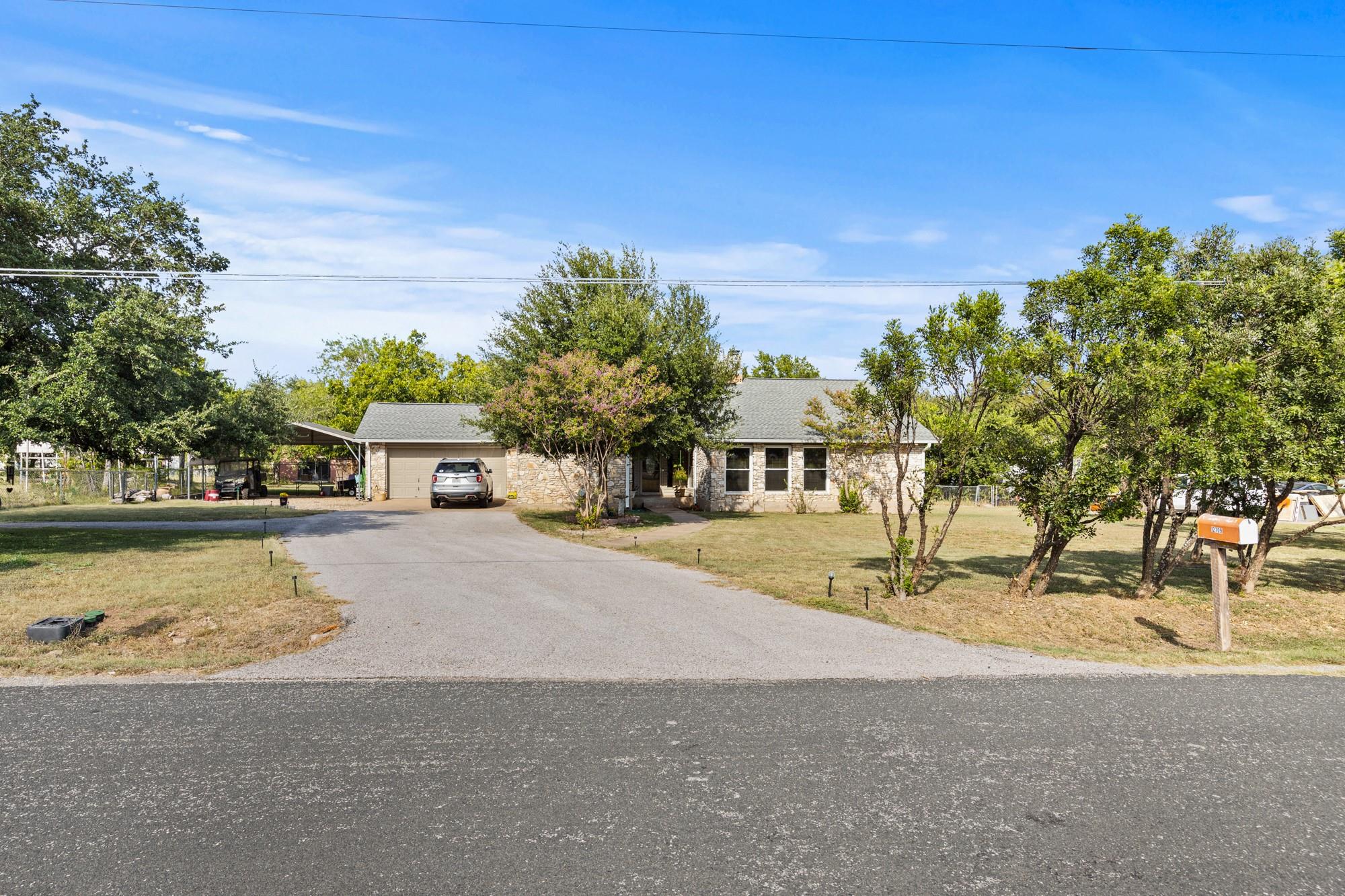 12709 Cholla LN, Manchaca, TX 78652