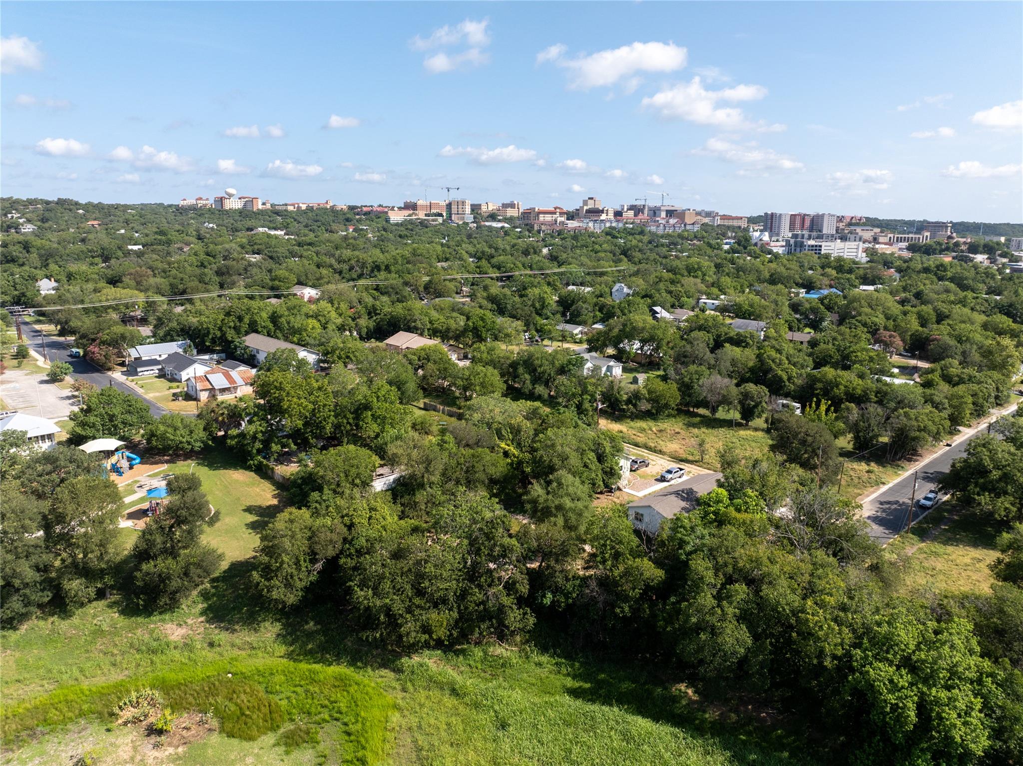 734 Valley ST, San Marcos, TX 78666