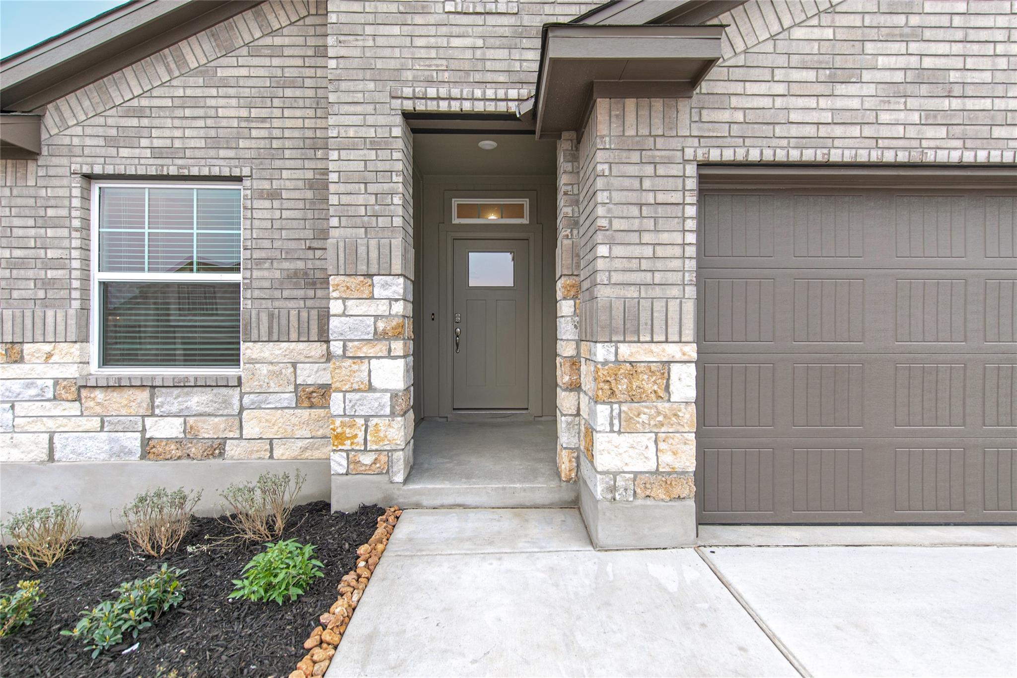 25525 Flora Bella LN, Elgin, TX 78621