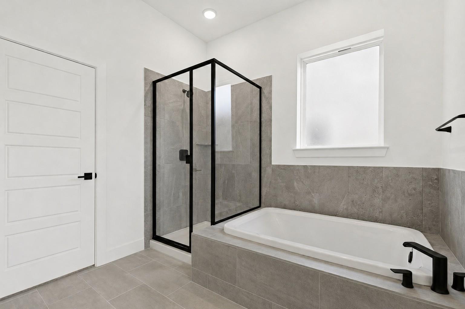 912 Prominence Way, Leander, TX 78641