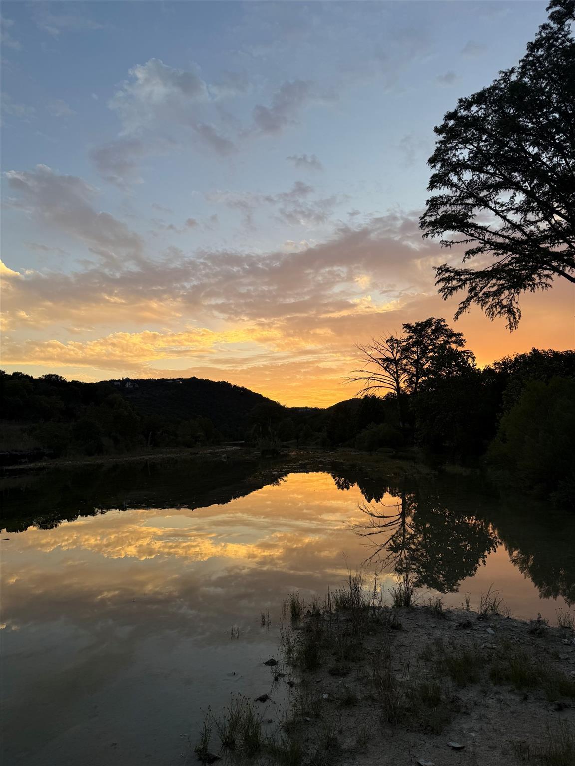 1600 Flite Acres RD, Wimberley, TX 78676