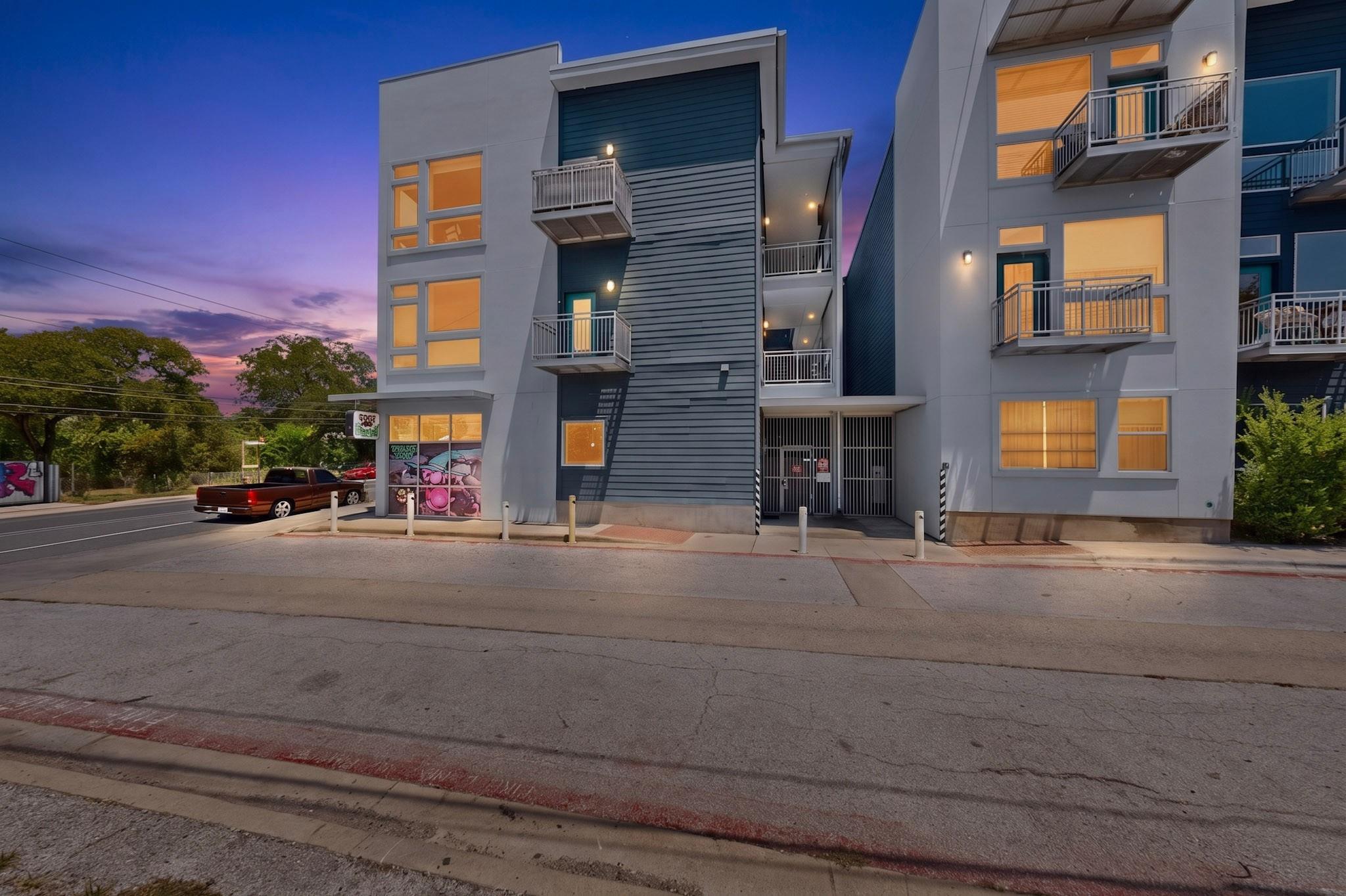 2931 E 12th ST #206, Austin, TX 78702