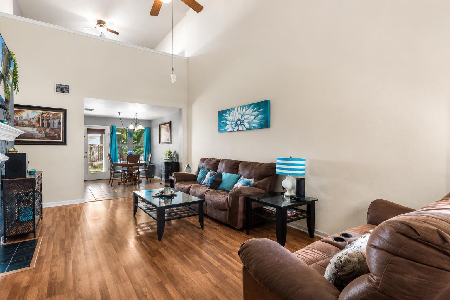 321 Zebra DR, Kyle, TX 78640