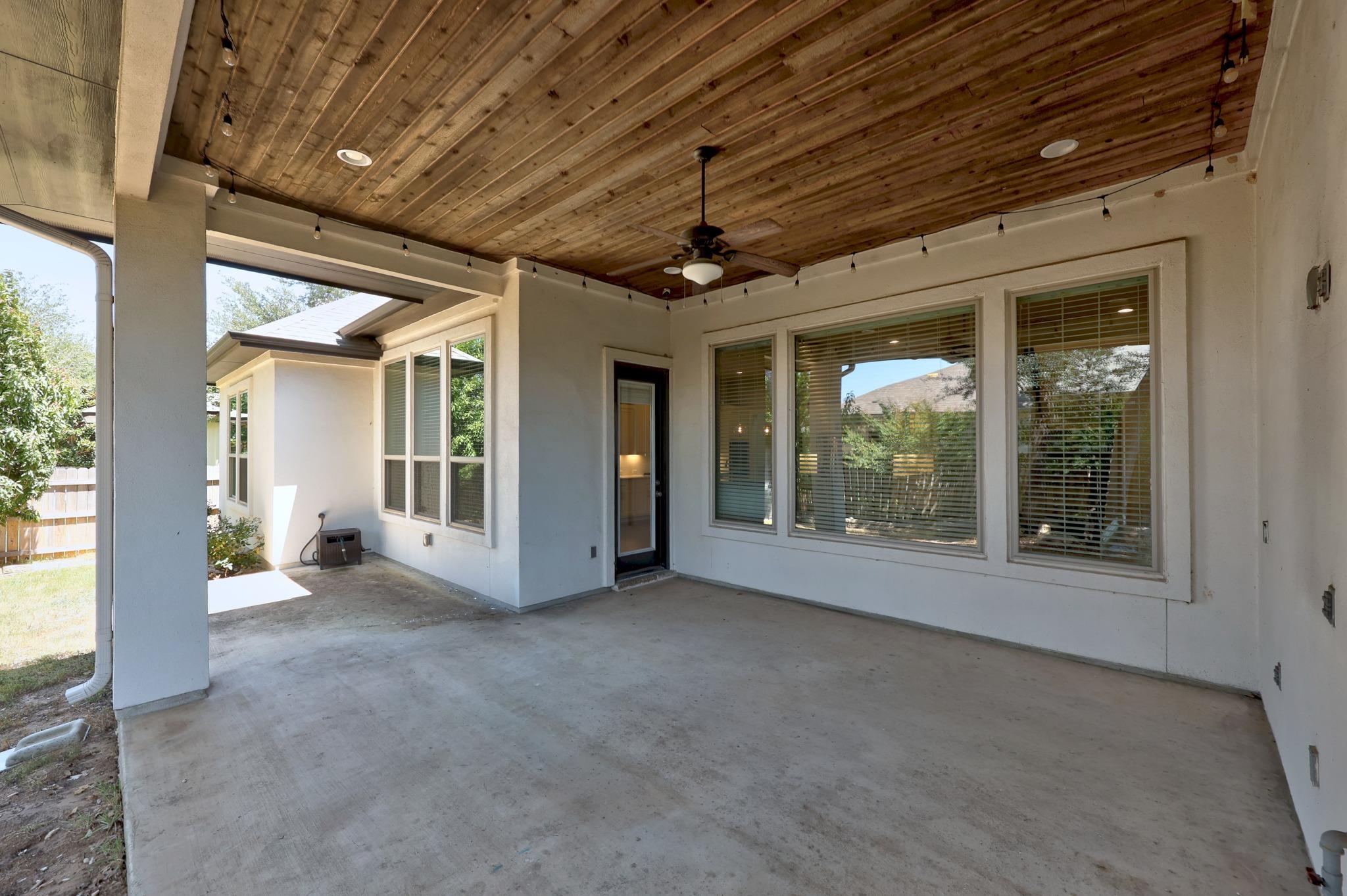 1511 Parke Bluff BND, Cedar Park, TX 78613