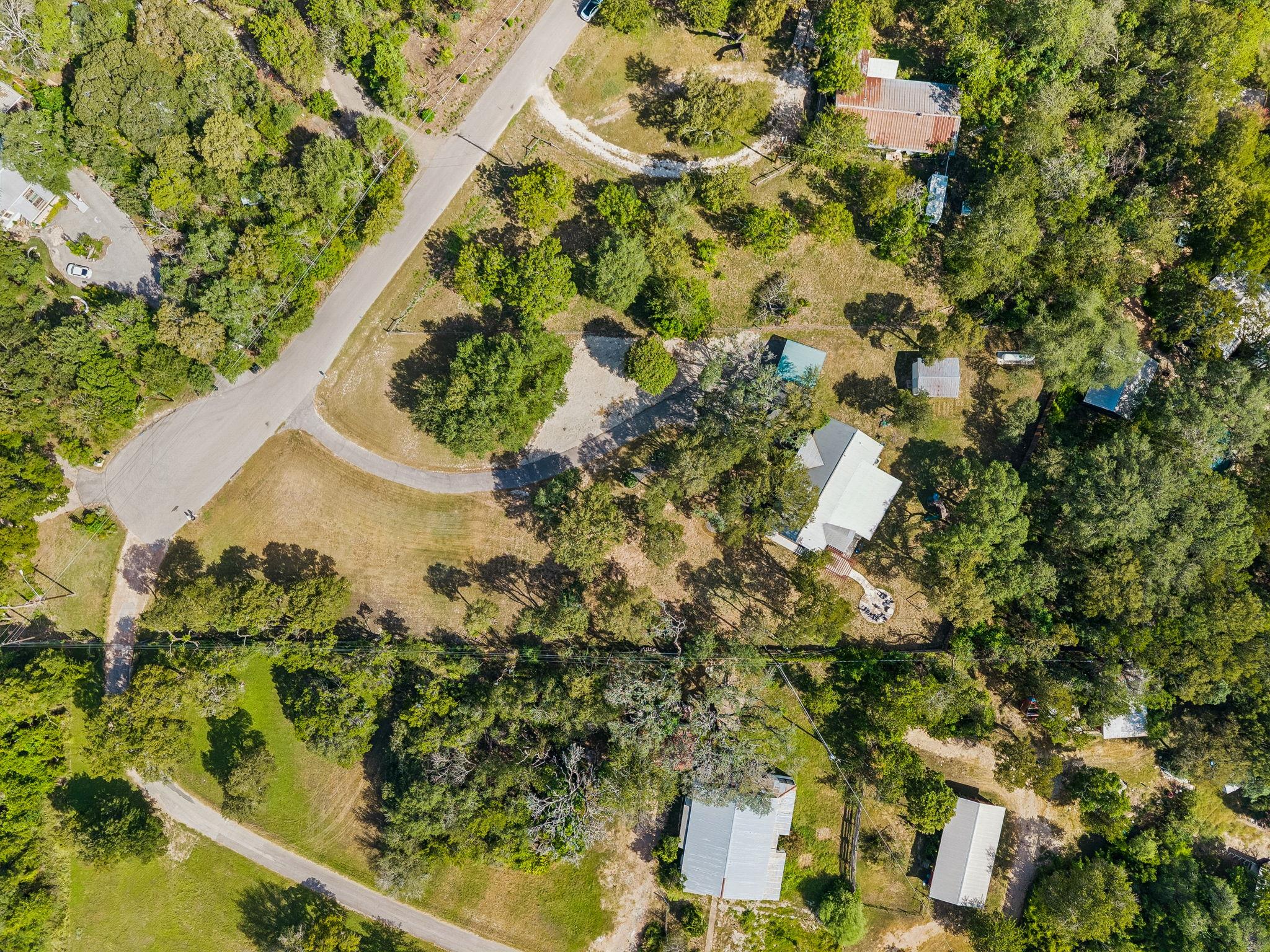1127 Penion DR, Austin, TX 78748