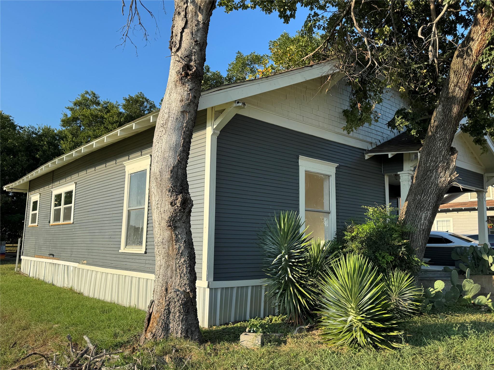204 W Westhill DR W #204, Cleburne, TX 76033