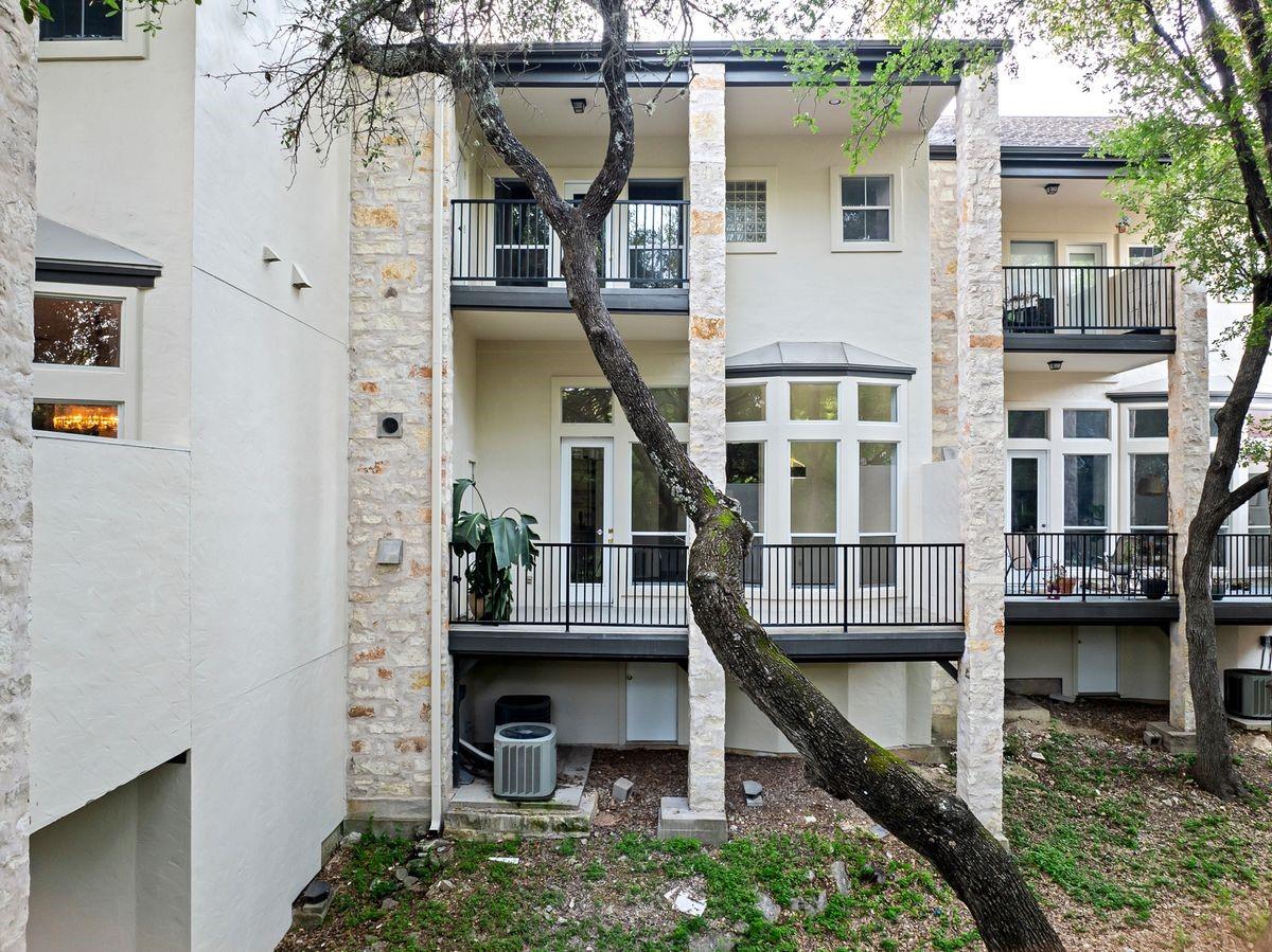 1701 Spyglass DR #2, Austin, TX 78746