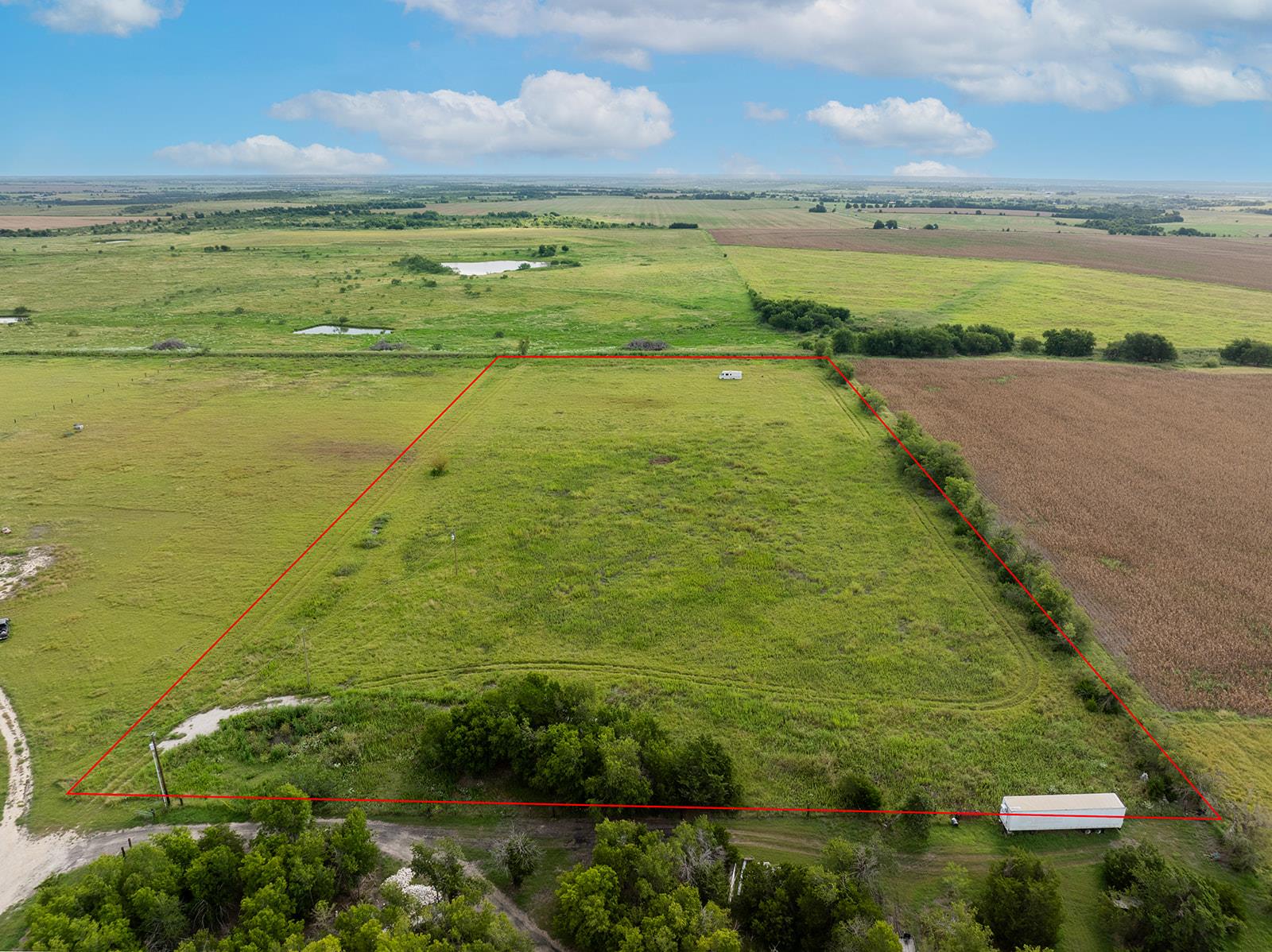 5275 County Road 424 RD, Taylor, TX 76574