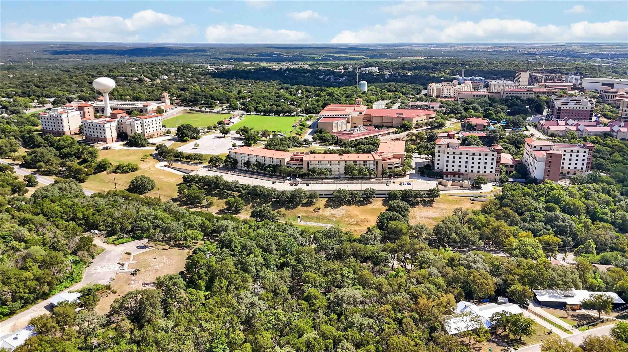 811 Bracewood CIR, San Marcos, TX 78666