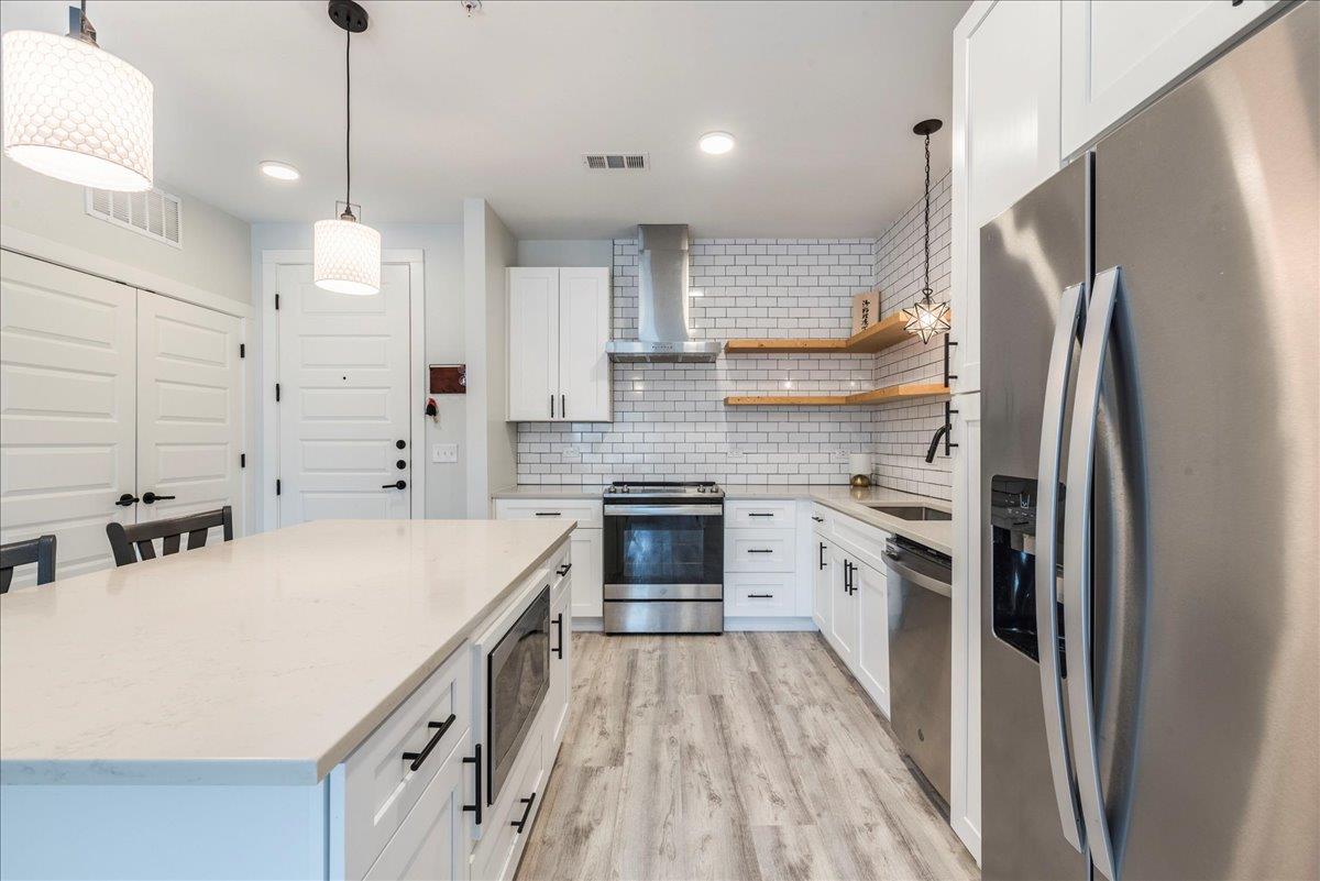 3101 Govalle Ave #220, Austin, TX 78702