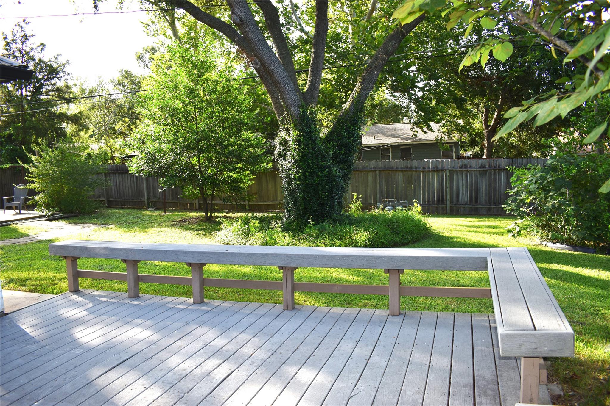 1702 Pecos Ave, Rockdale, TX 76567
