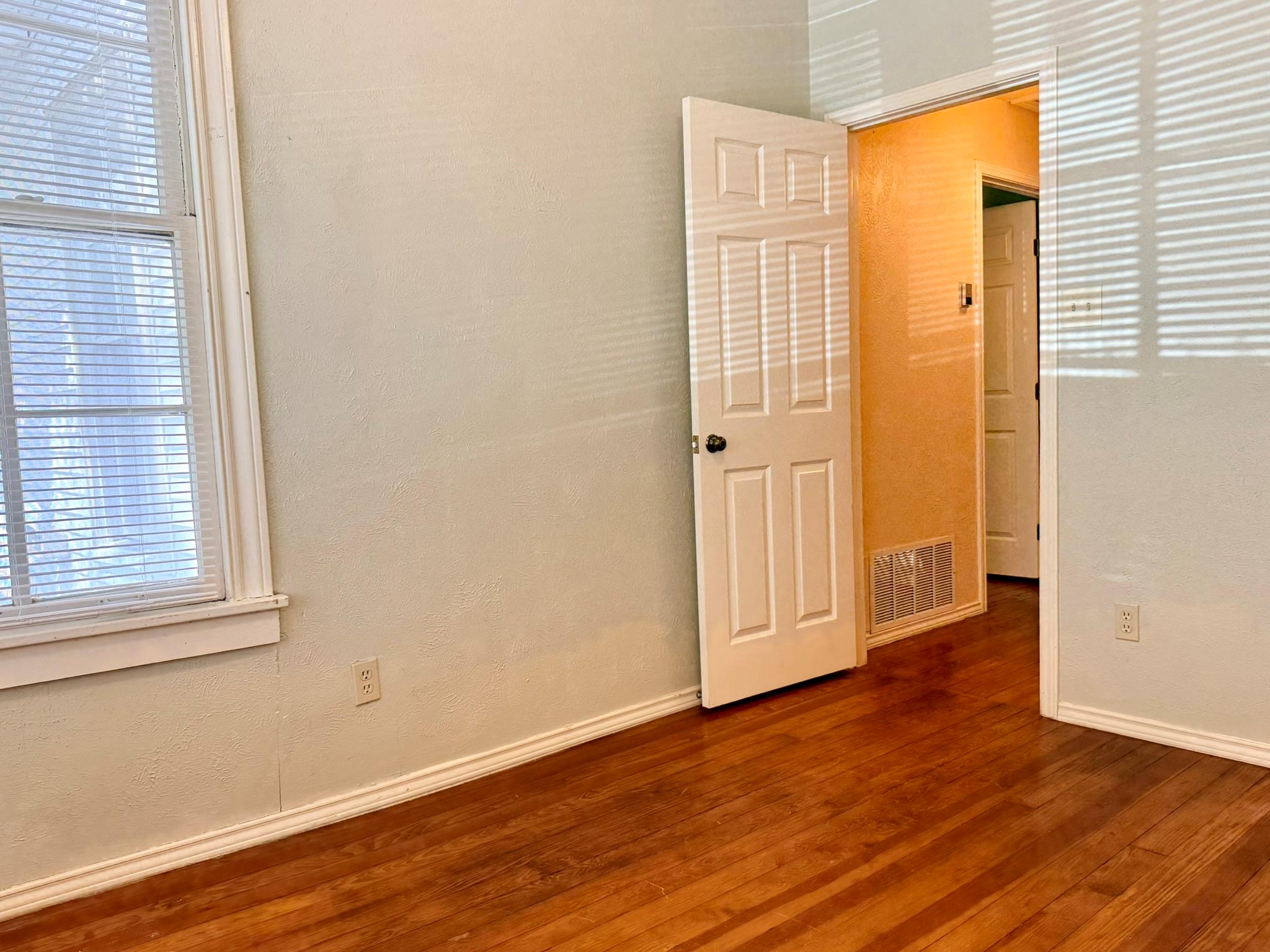 404 Normandy ST, Austin, TX 78745