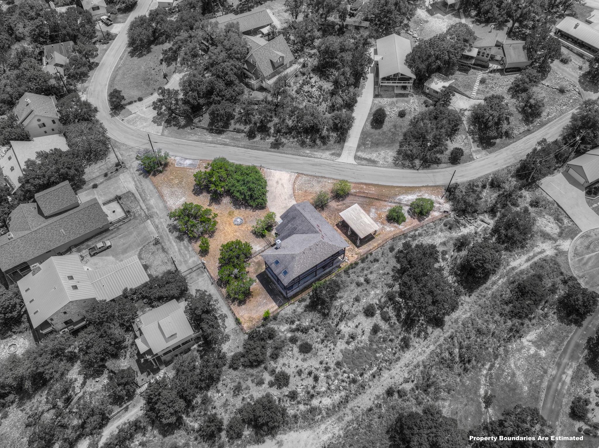 1525 Lakeside DR W, Canyon Lake, TX 78133