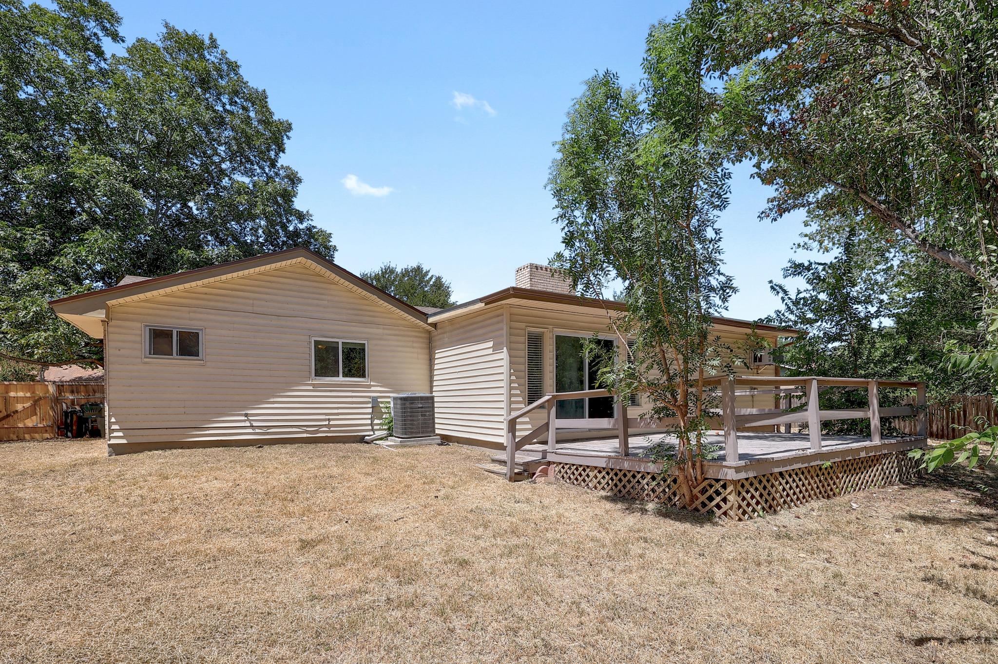 602 Meadowbrook DR, Georgetown, TX 78628