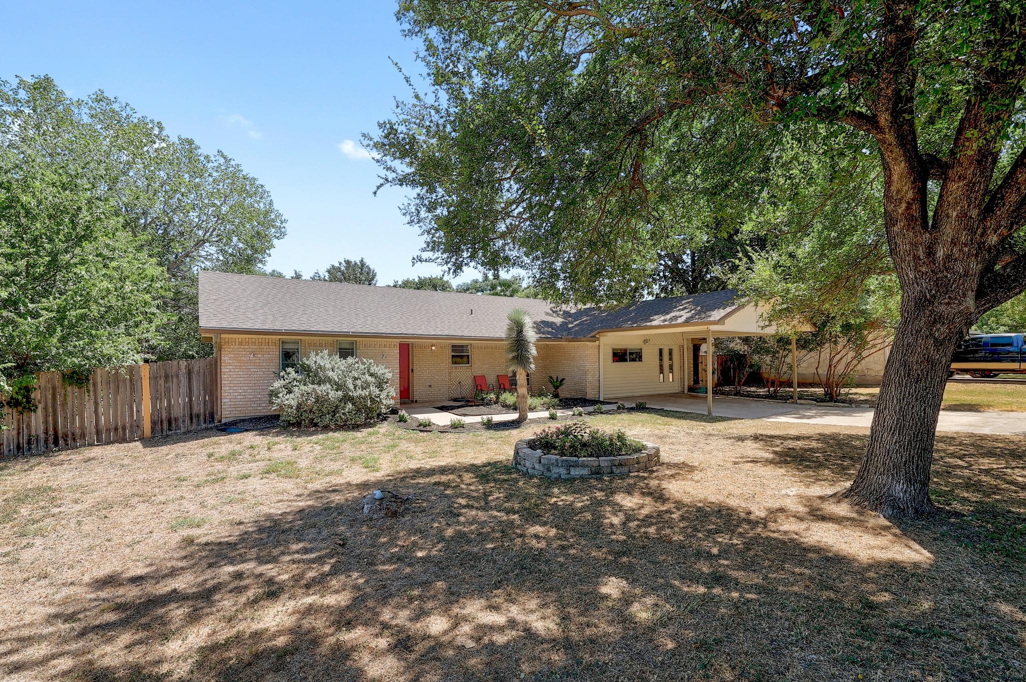 602 Meadowbrook DR, Georgetown, TX 78628