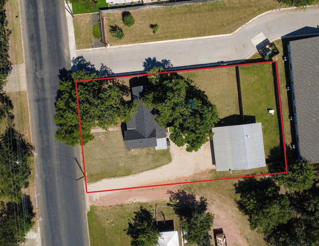703 E Highway ST, Fredericksburg, TX 78624