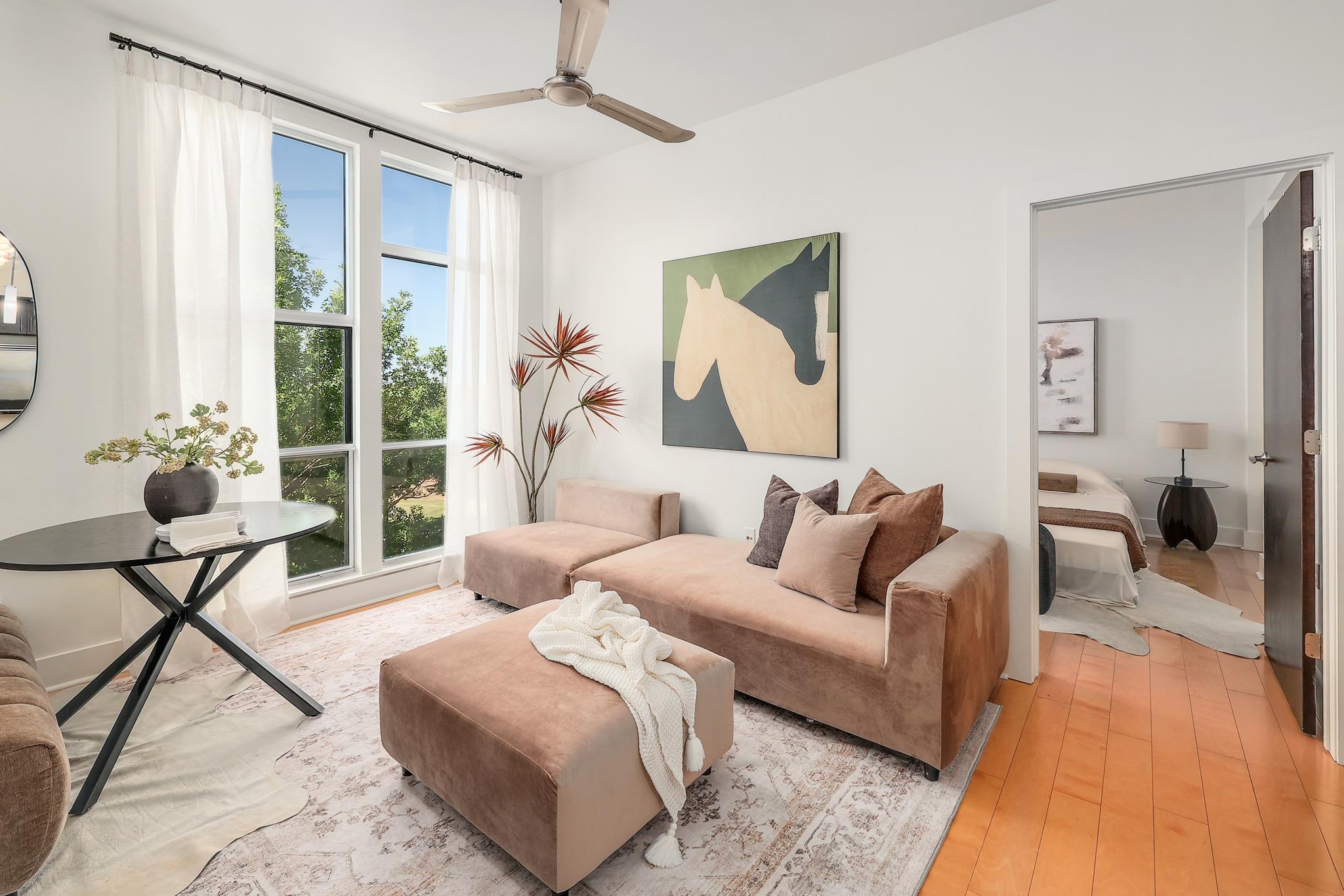 1320 Robert Browning ST #308, Austin, TX 78723