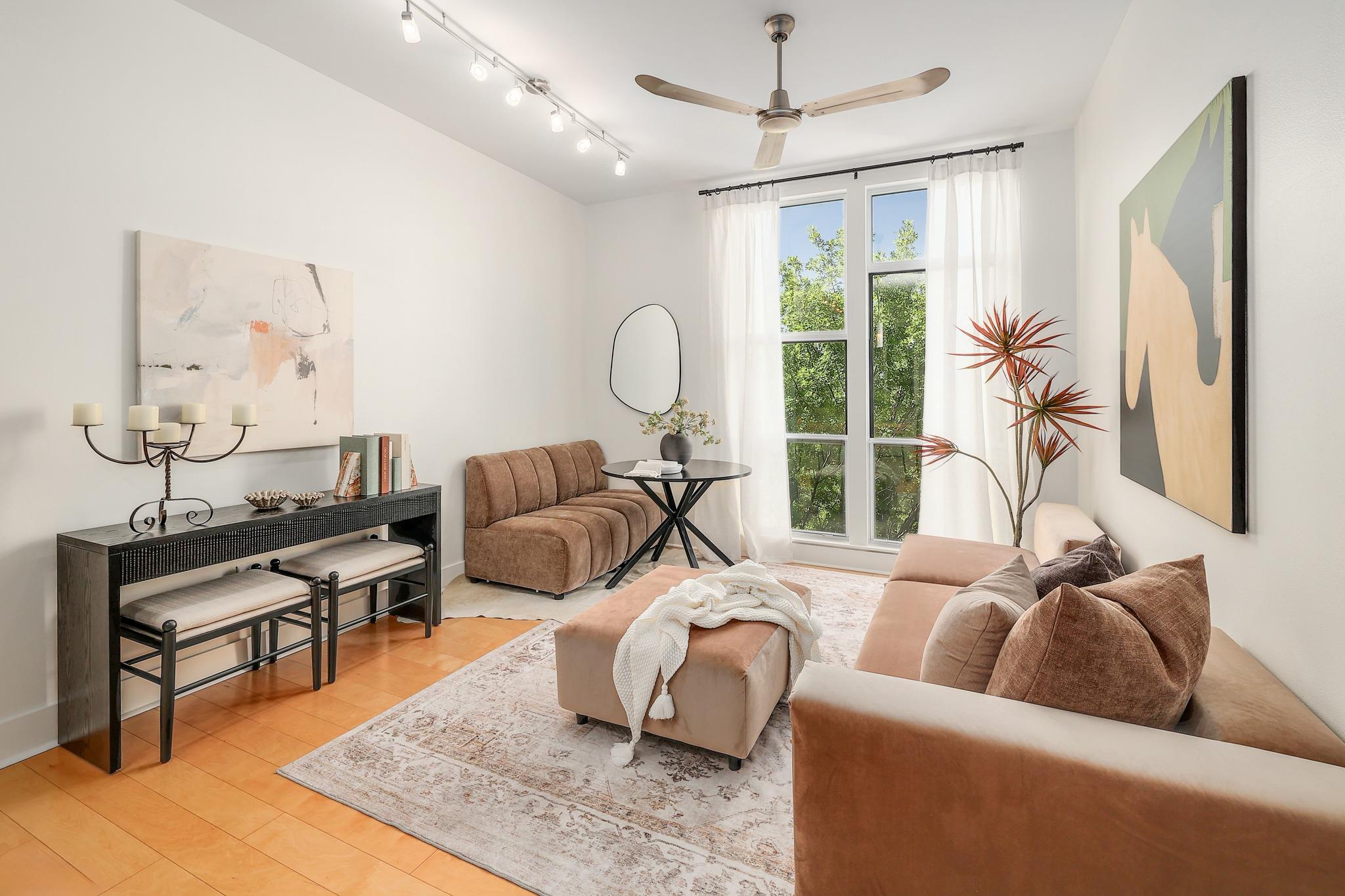 1320 Robert Browning ST #308, Austin, TX 78723