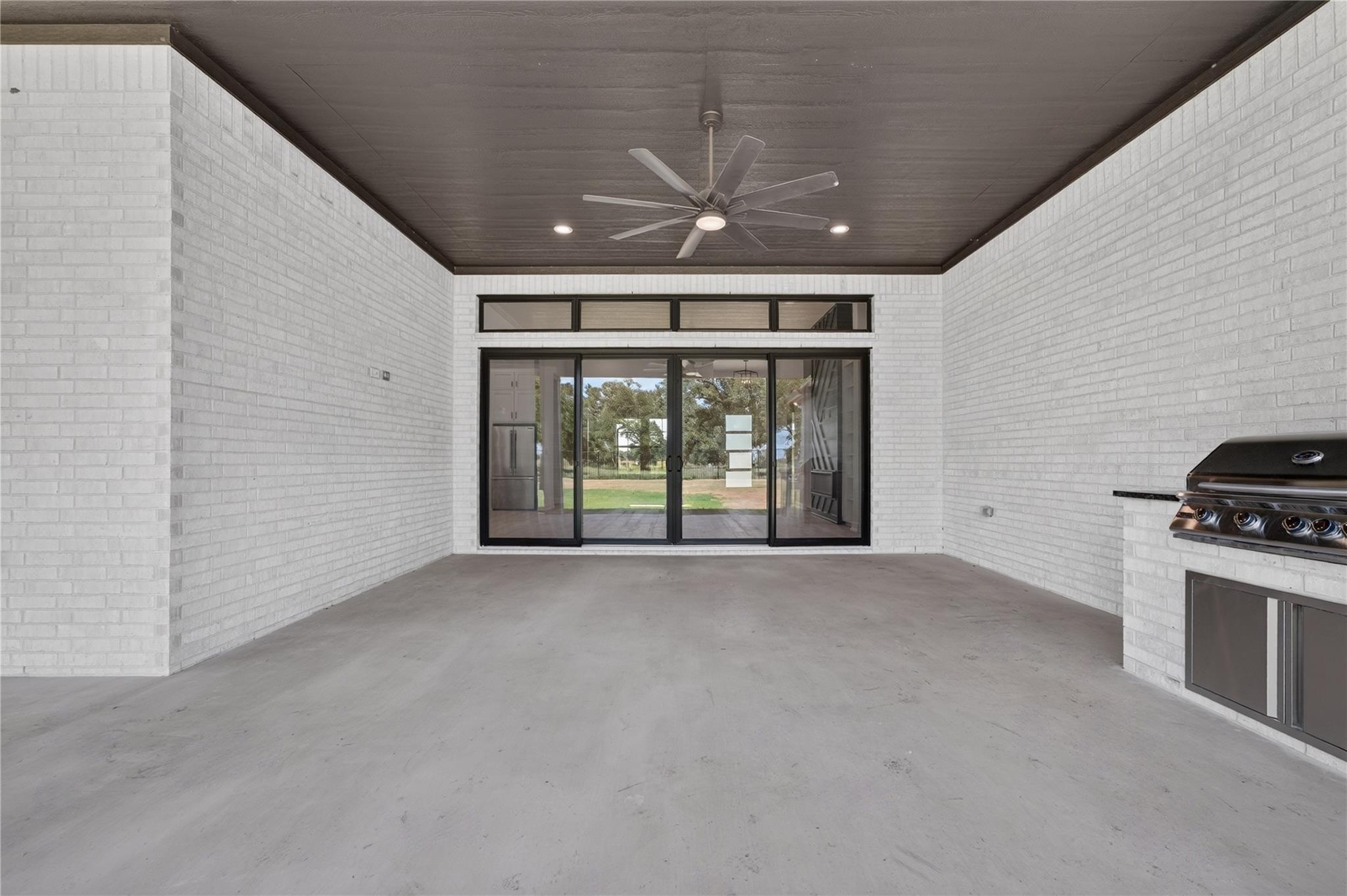 101 Lakeview CT, Belton, TX 76513